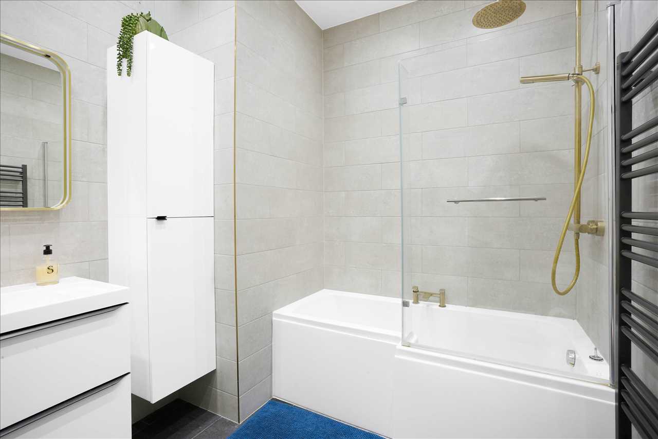 2 bed flat for sale in Tytherton Road 14