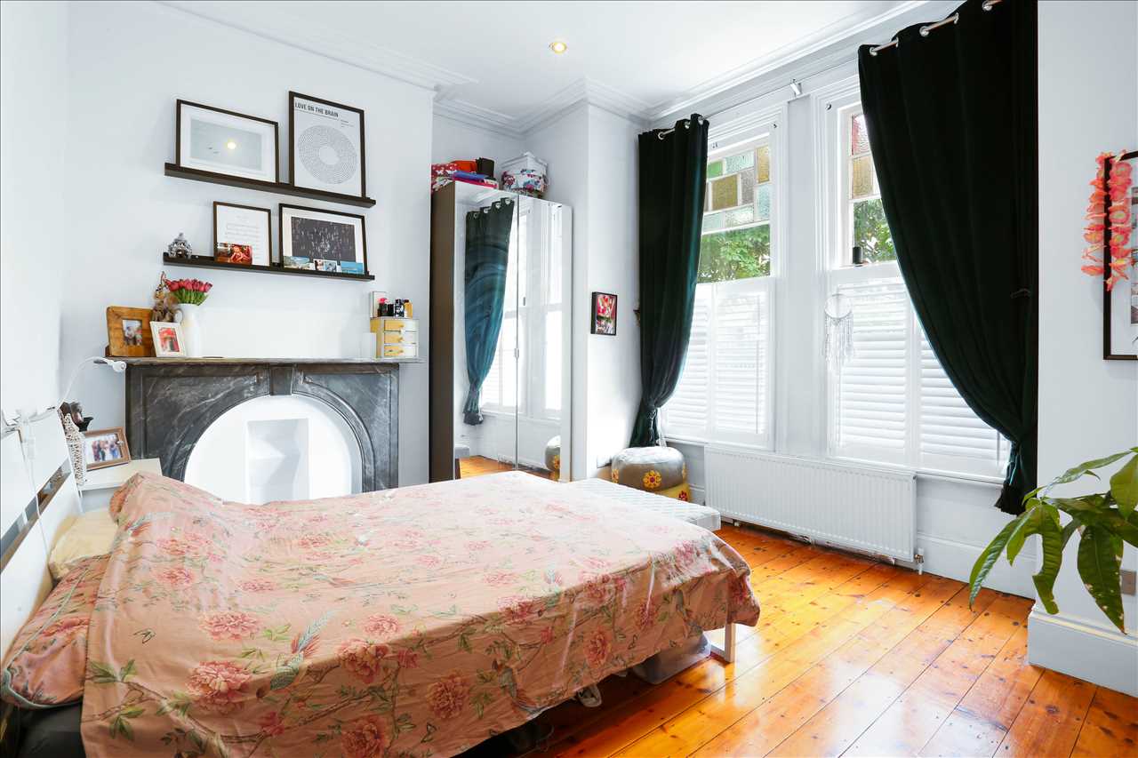 2 bed flat for sale in Tytherton Road 15