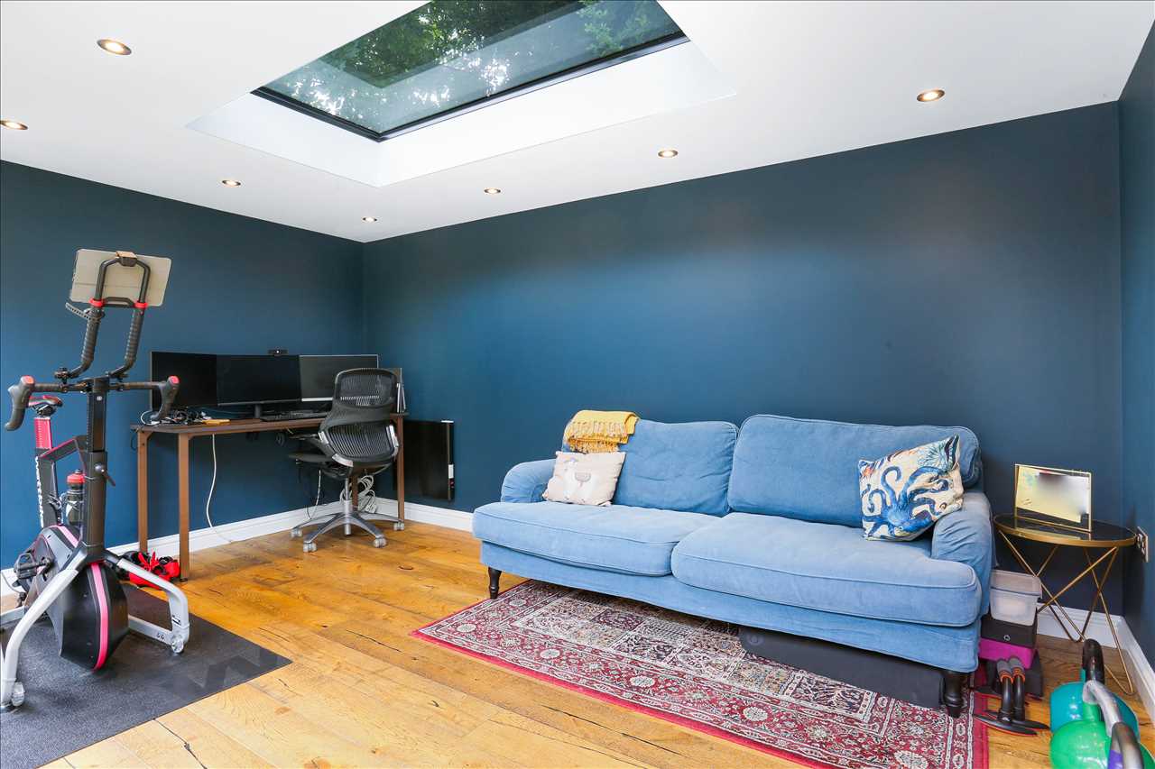 2 bed flat for sale in Tytherton Road  - Property Image 21