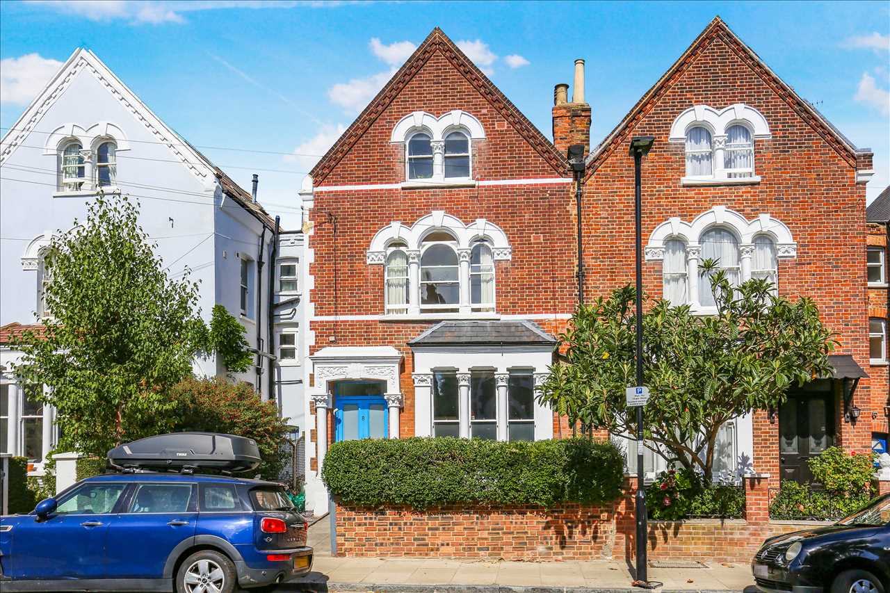 3 bed flat for sale in Yerbury Road  - Property Image 4