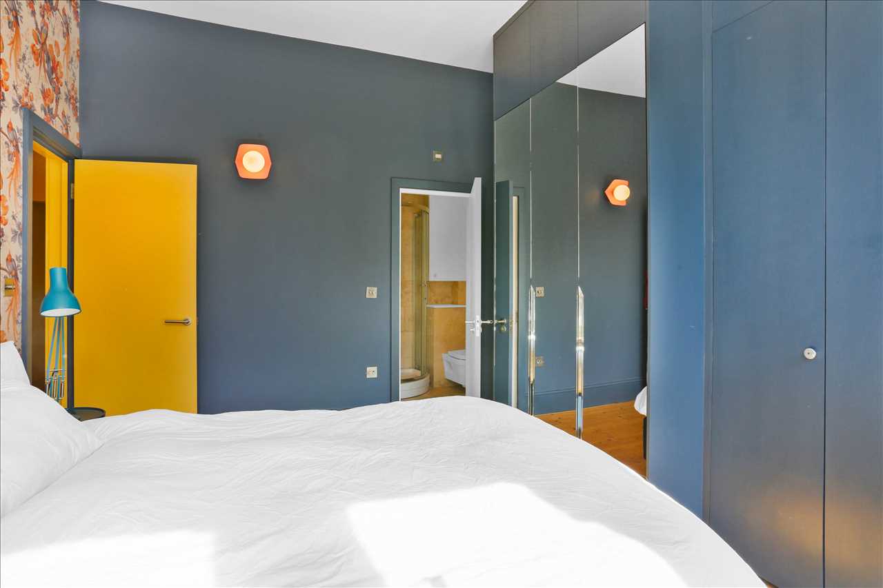 3 bed flat for sale in Yerbury Road 16