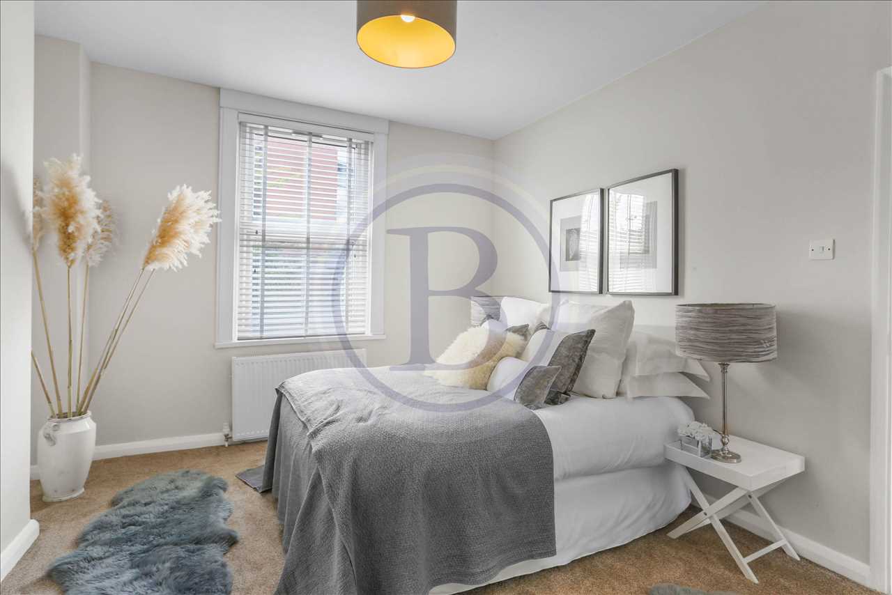 3 bed flat for sale in Crayford Road 16