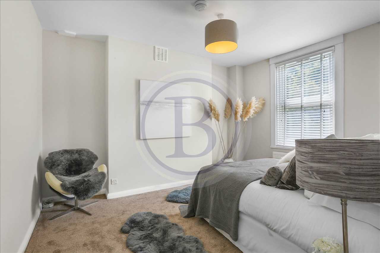 3 bed flat for sale in Crayford Road 17