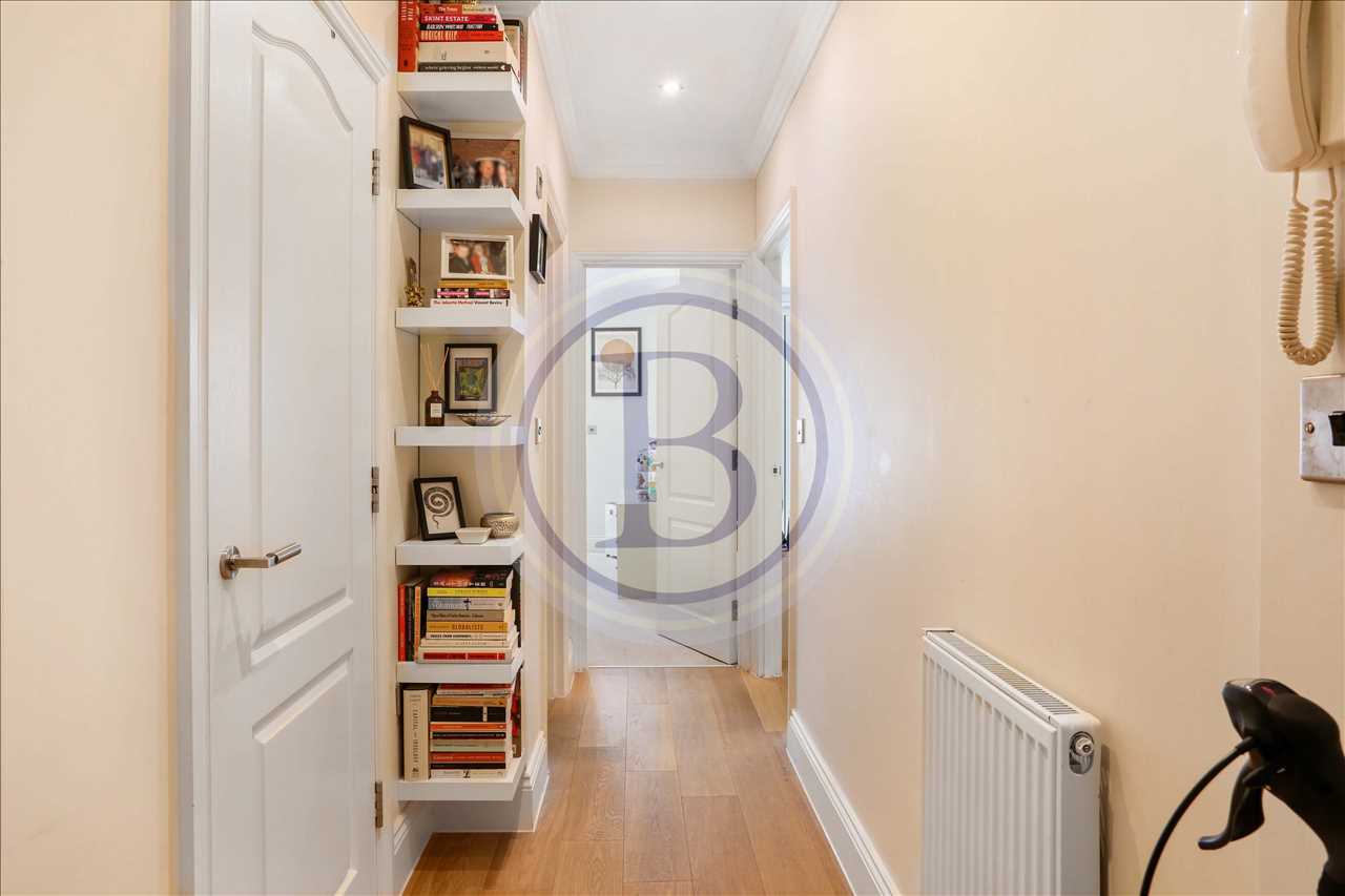 1 bed flat for sale in Brecknock Road 10