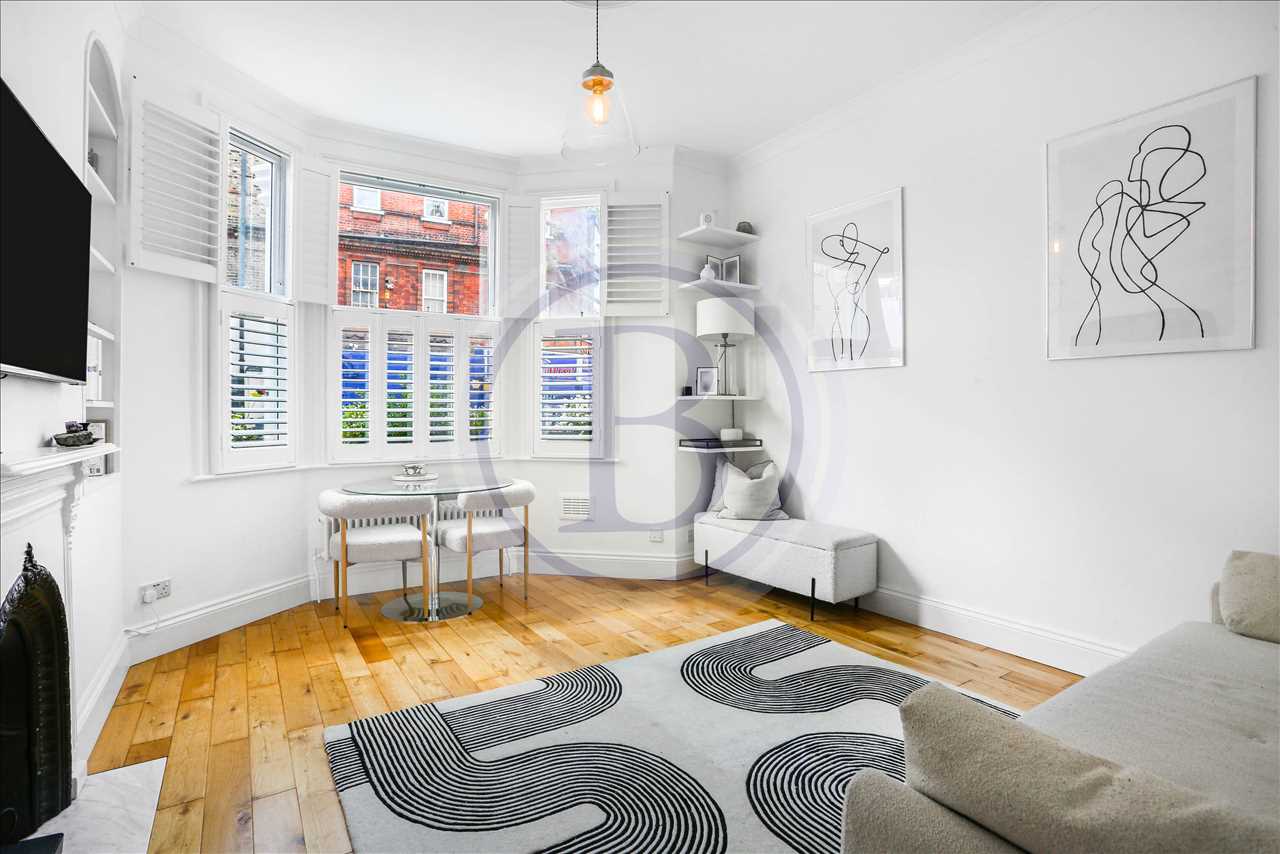 1 bed flat for sale in Fortess Road 4