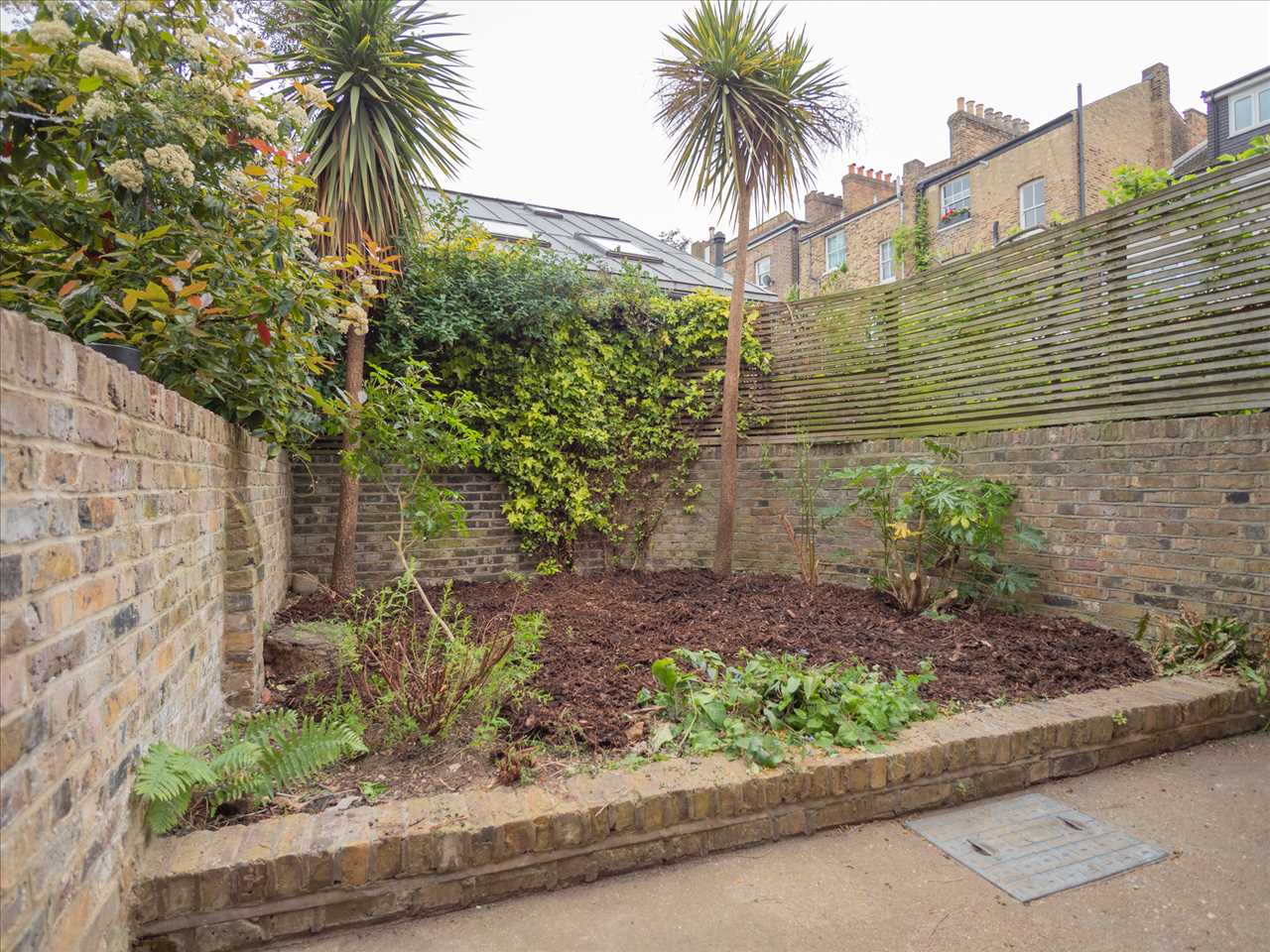 2 bed flat to rent in Wilton Way 20