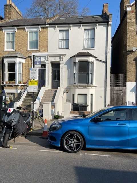 1 bed flat to rent in Colvestone Crescent 1