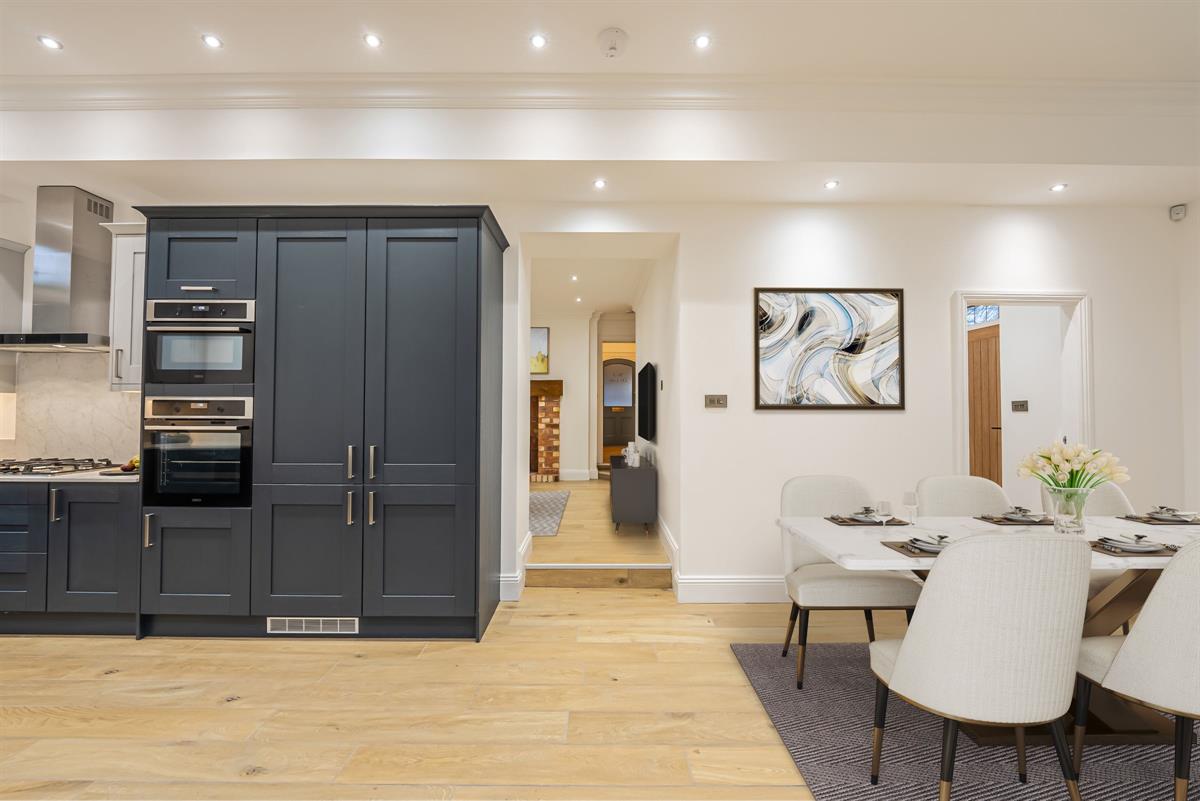 4 bed detached house for sale in The Lodge on The Avenue  - Property Image 8