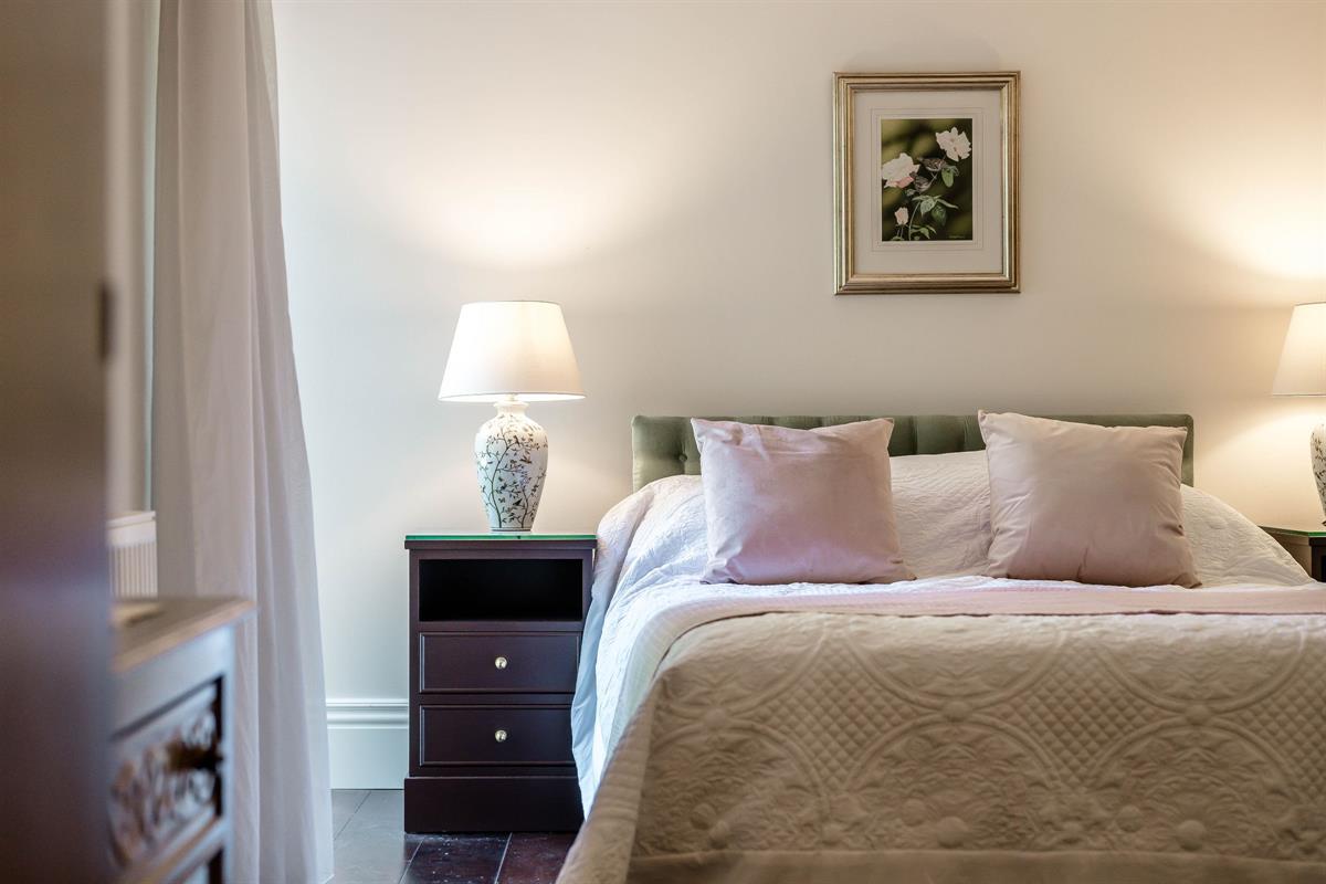 3 bed flat for sale in Flat , The White House, Suffolk Road, Altrincham  - Property Image 5