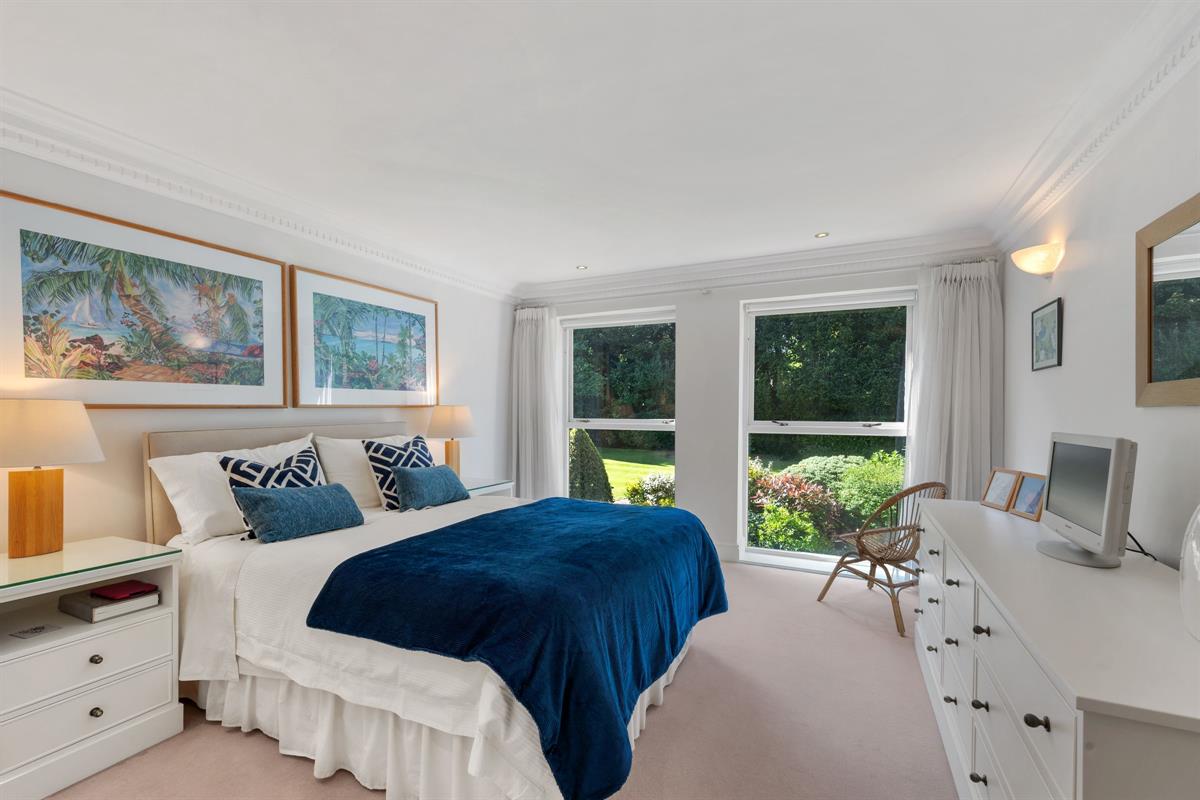 3 bed flat for sale in Flat , The White House, Suffolk Road, Altrincham  - Property Image 6