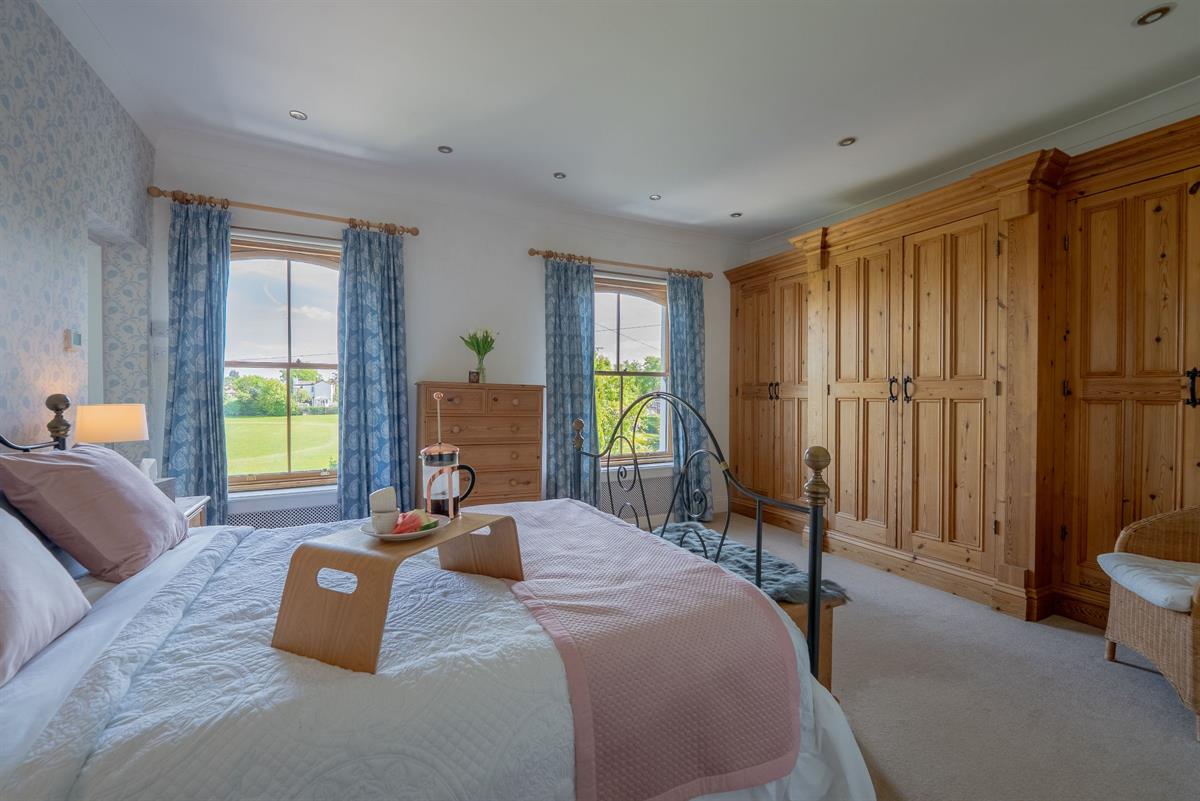 4 bed semi-detached house for sale in Four bedroom family home with stunning views over playing fields  - Property Image 12
