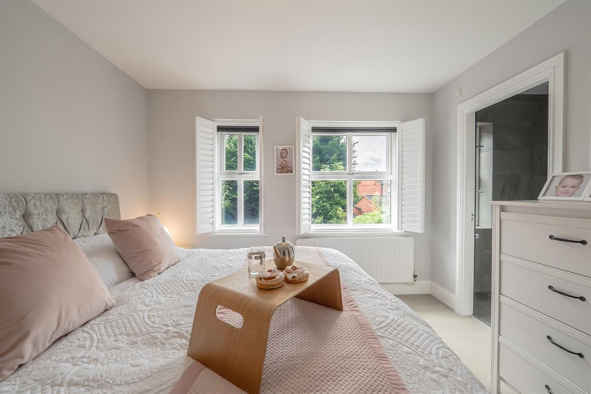 4 bed semi-detached house for sale in Bankhall Lane, Hale  - Property Image 5