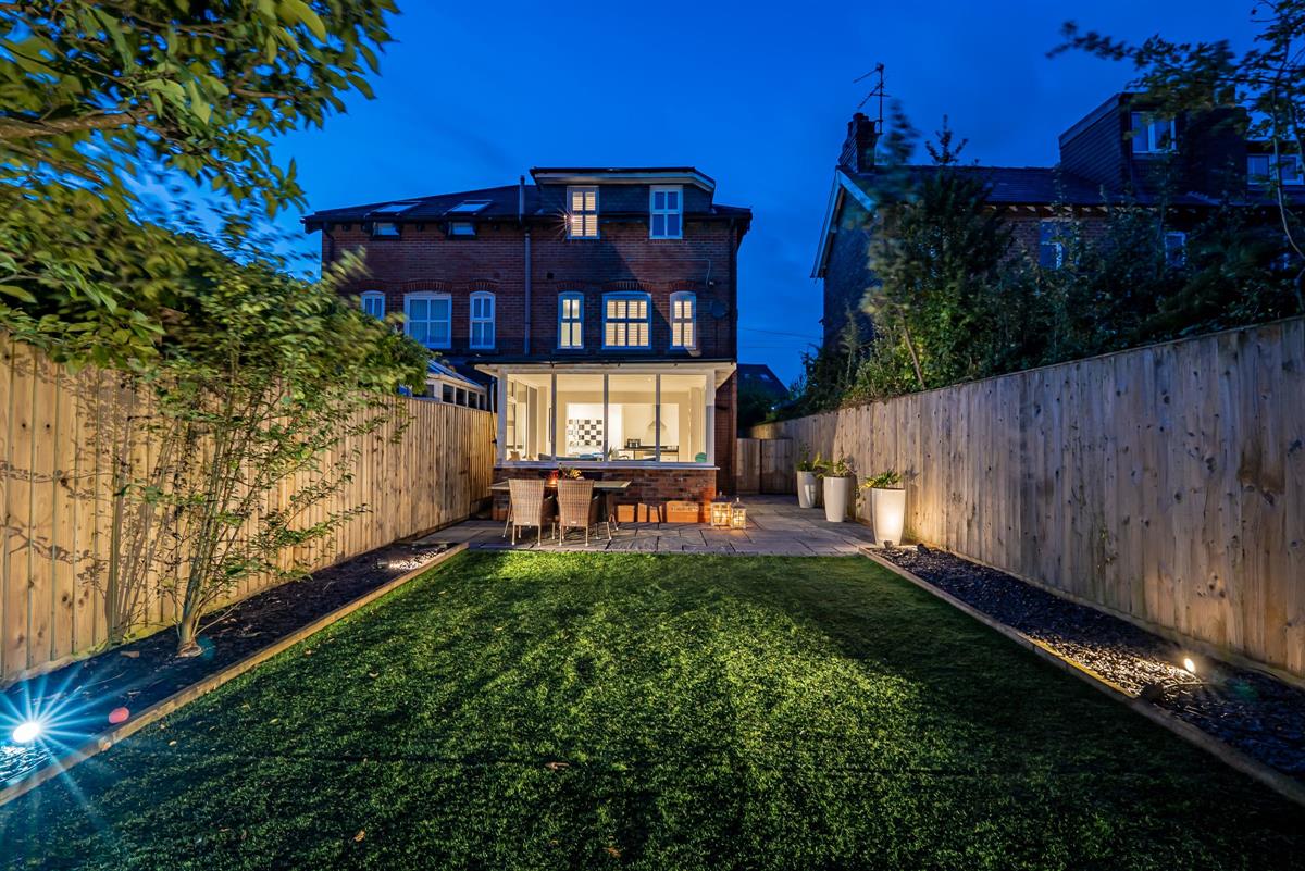 4 bed semi-detached house for sale in Bankhall Lane, Hale  - Property Image 17