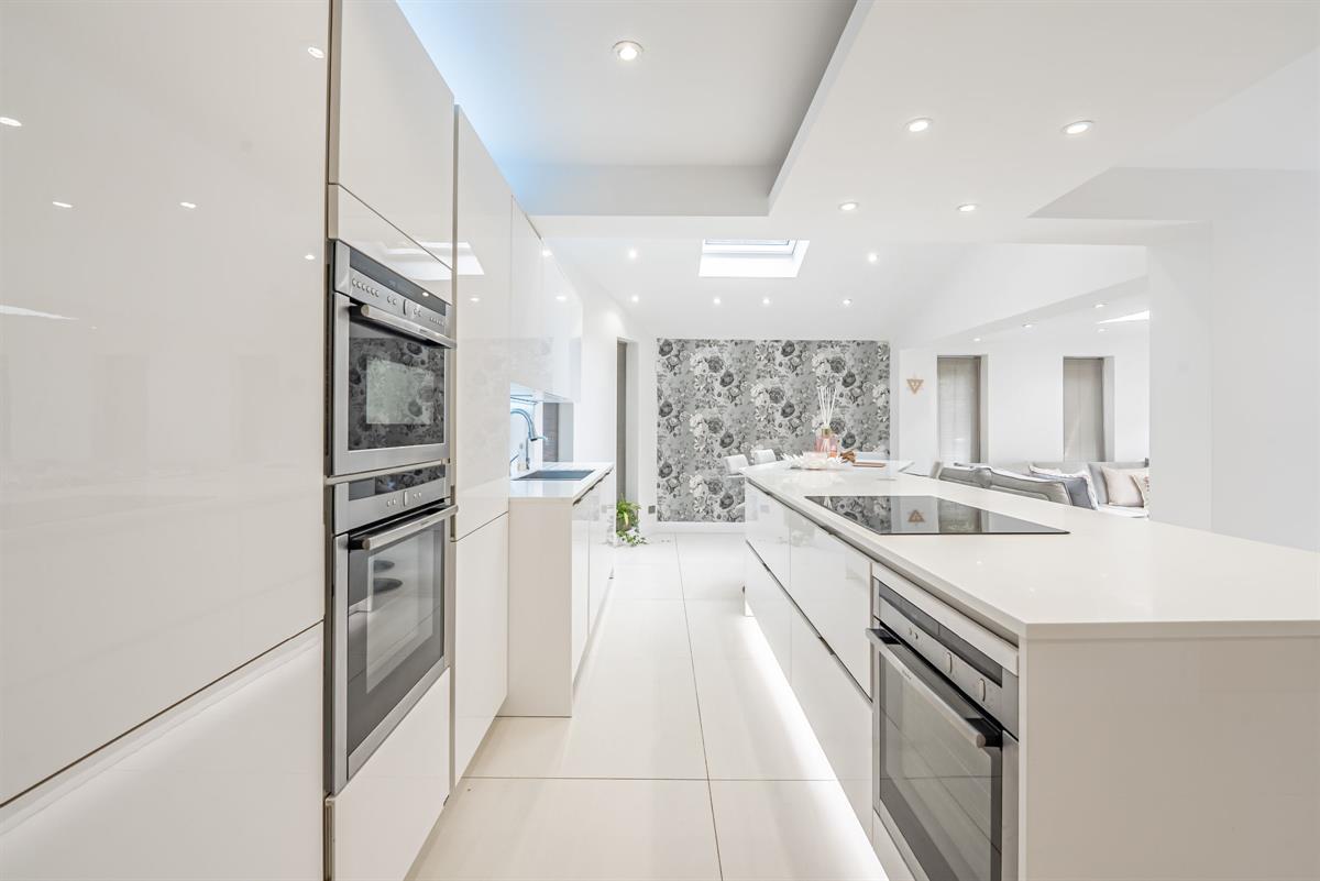 5 bed detached house for sale in Five Bedroom Detached Family Home on Pinewood in Bowdon  - Property Image 2