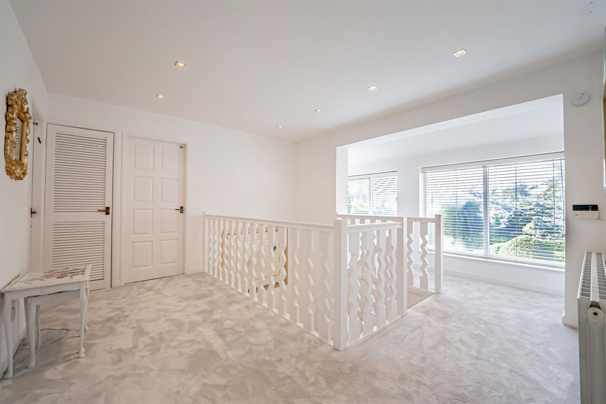 5 bed detached house for sale in Five Bedroom Detached Family Home on Pinewood in Bowdon  - Property Image 16