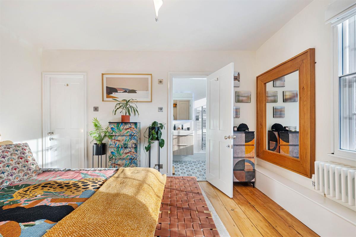 5 bed end of terrace house for sale in The Downs, Altrincham  - Property Image 11