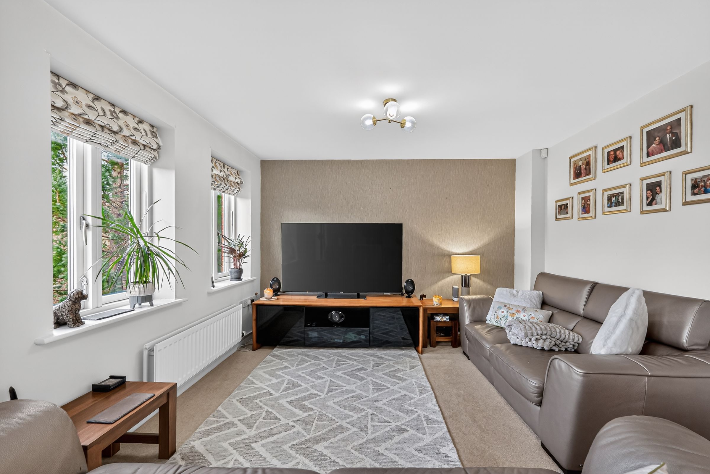 5 bed end of terrace house for sale in Harwell Road, West Timperley, Altrincham  - Property Image 13