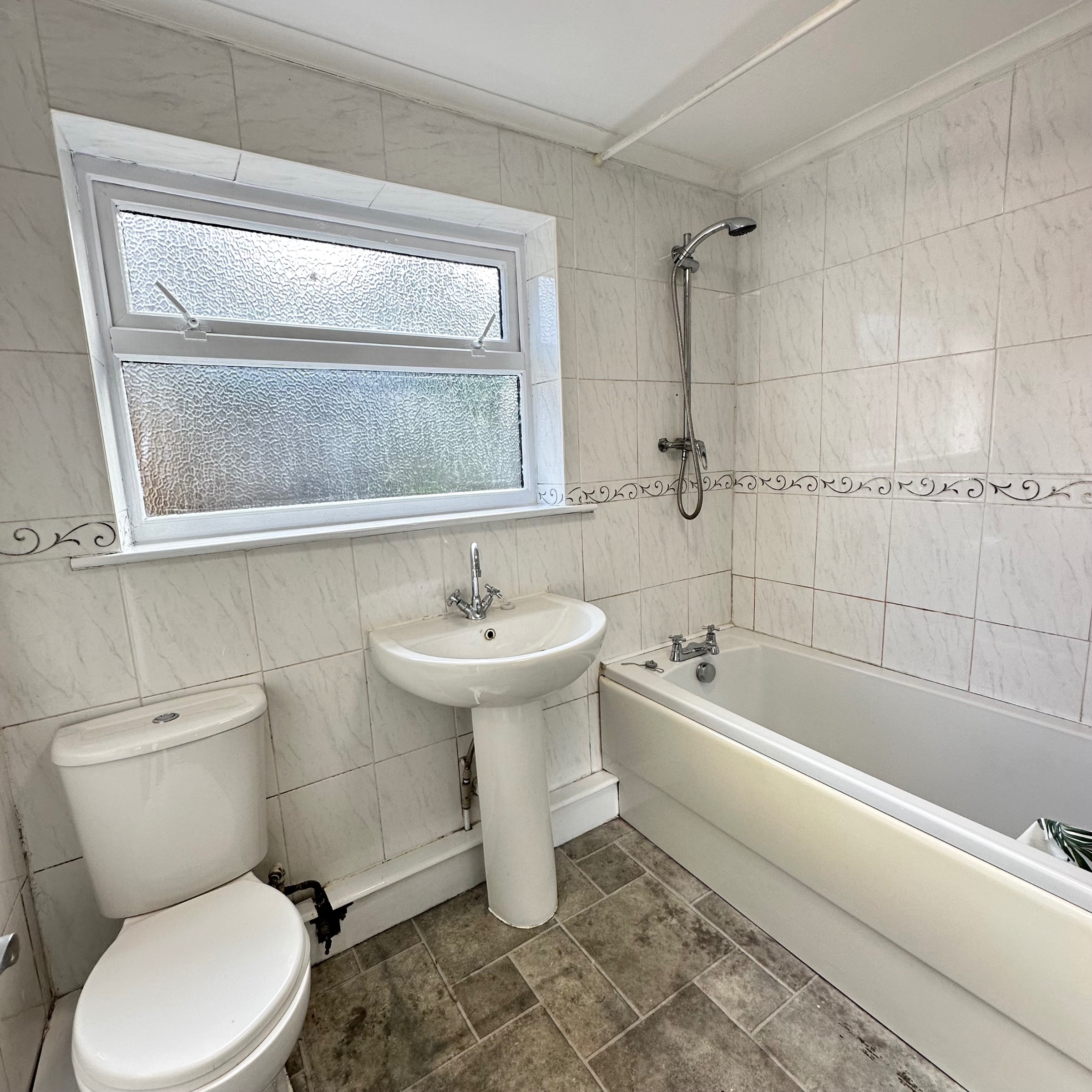 2 bed semi-detached house to rent in Altrincham Road, Manchester  - Property Image 5