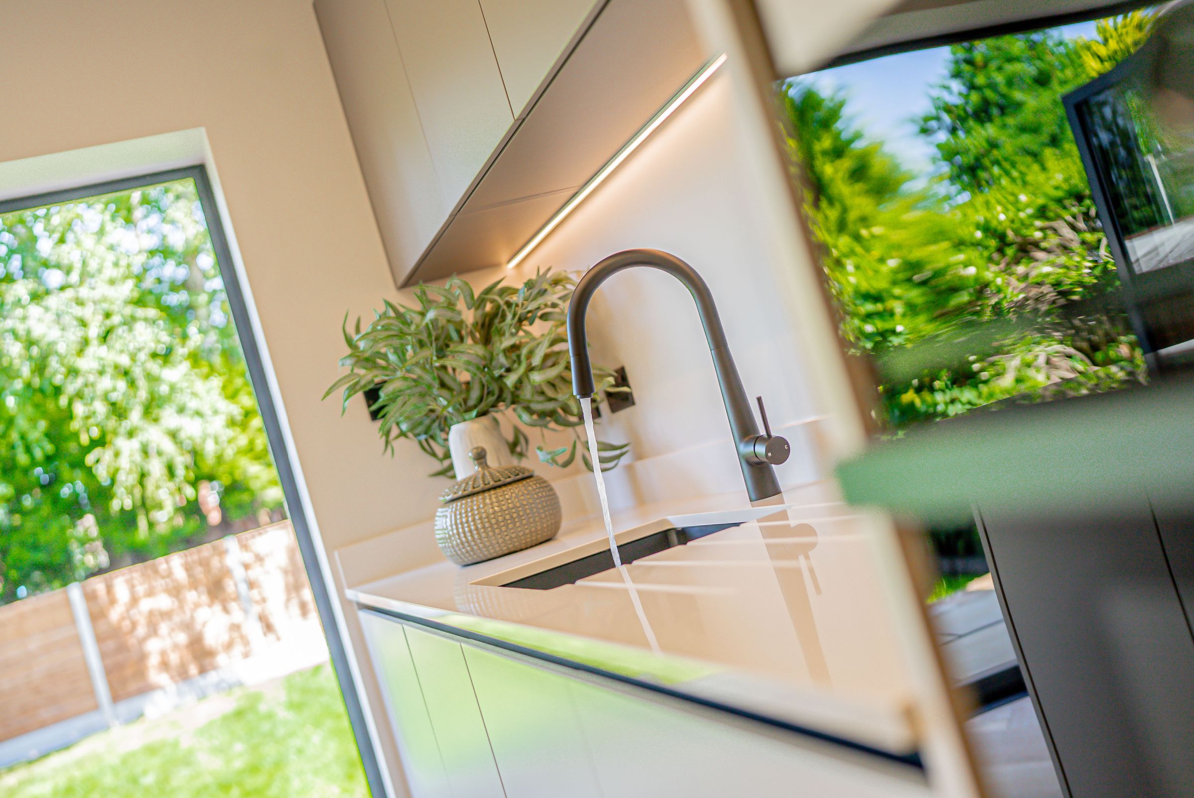 4 bed semi-detached house for sale in Sylvan Avenue, Altrincham  - Property Image 7