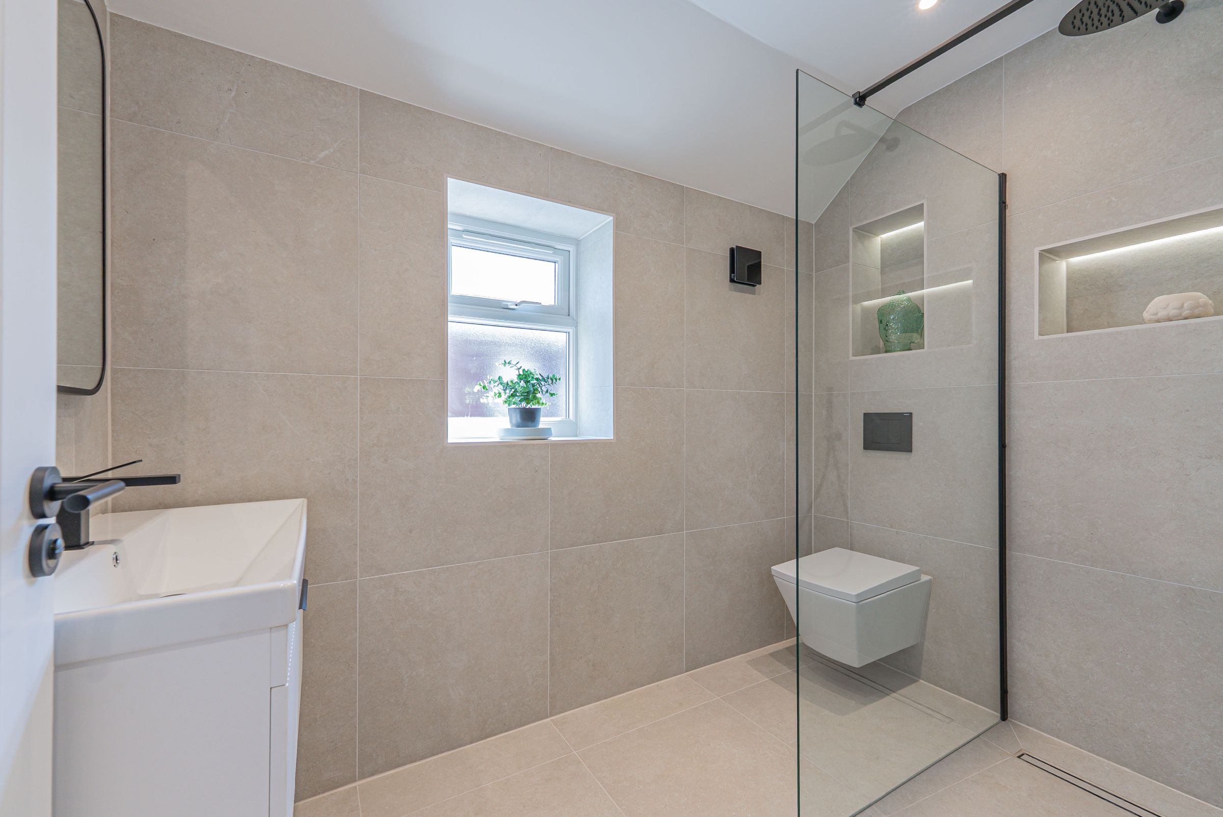 4 bed semi-detached house for sale in Sylvan Avenue, Altrincham 12