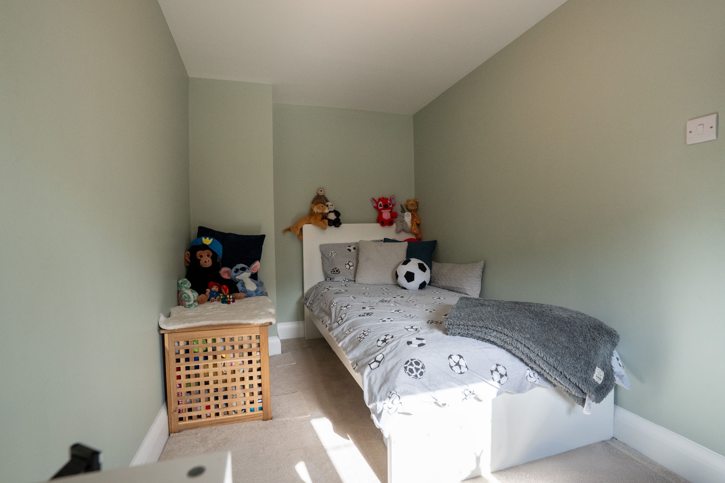 4 bed semi-detached house for sale in Ludford Grove, Sale  - Property Image 19