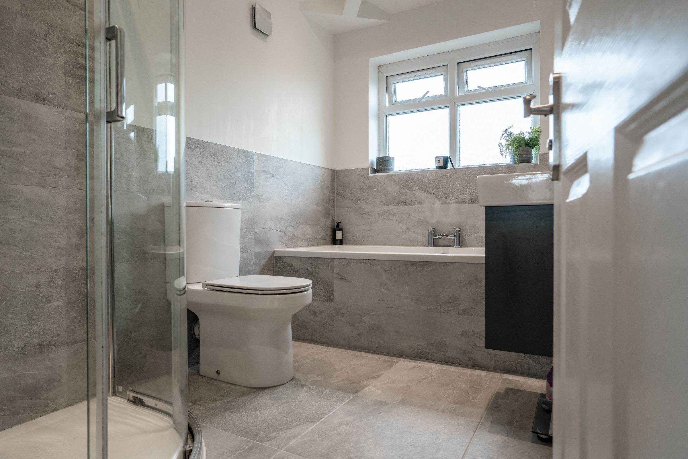 4 bed semi-detached house for sale in Ludford Grove, Sale  - Property Image 20