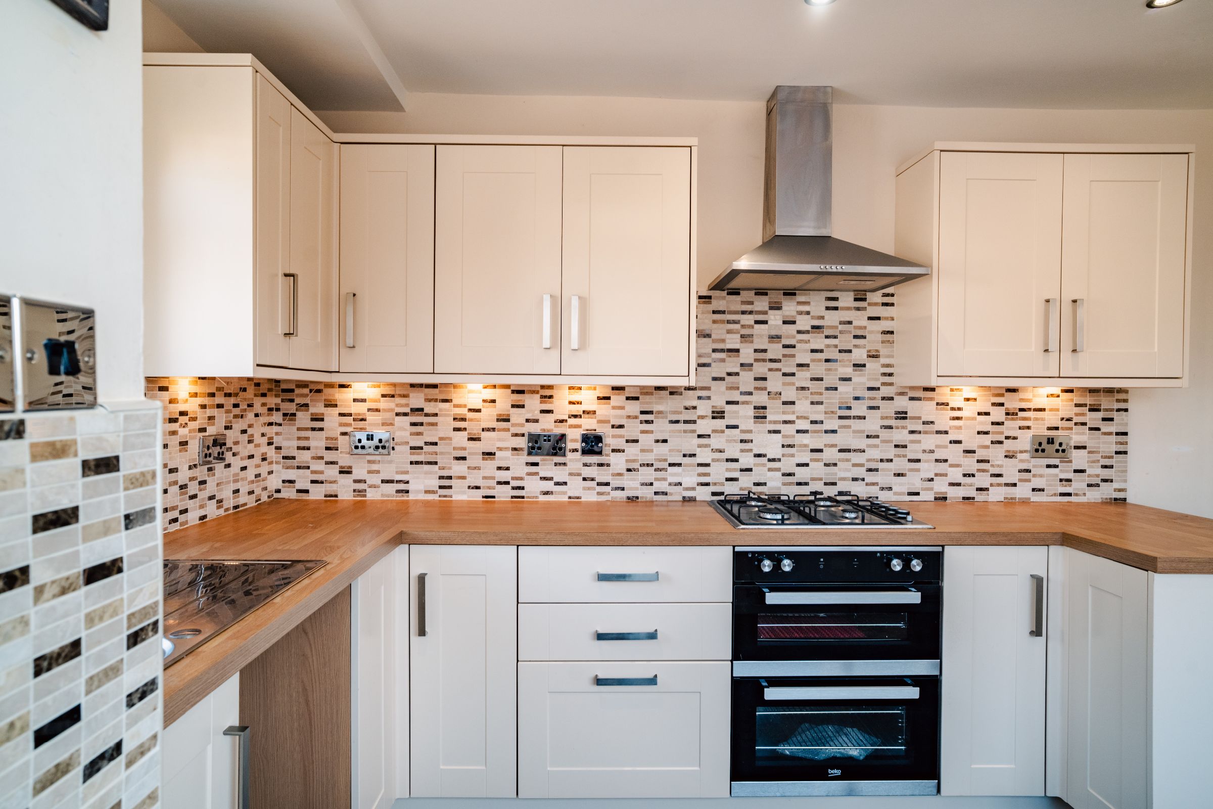 2 bed bungalow for sale in Portloe Road, Heald Green, Cheadle