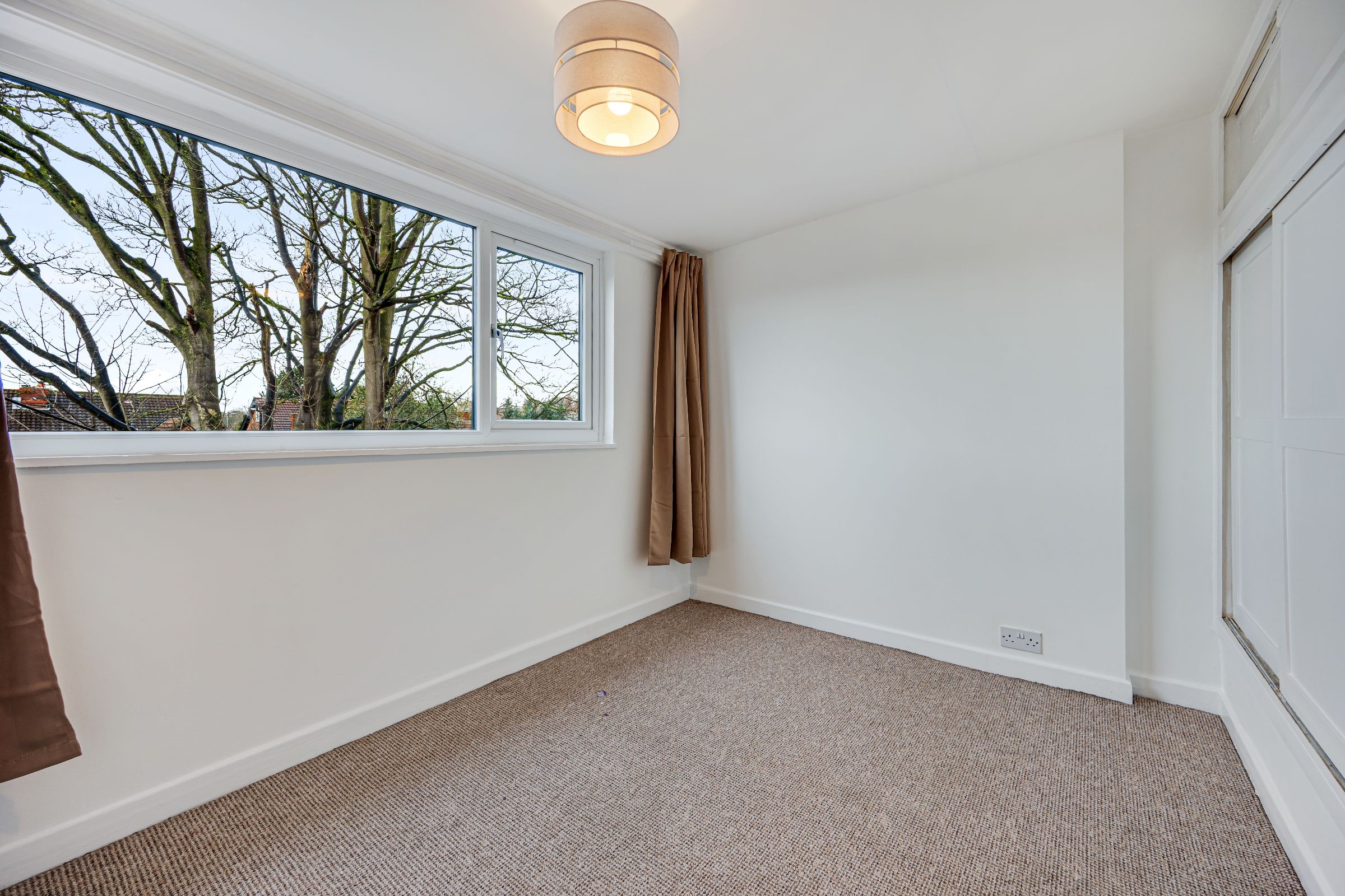 3 bed town house for sale in St. Hildas Close, Manchester  - Property Image 11