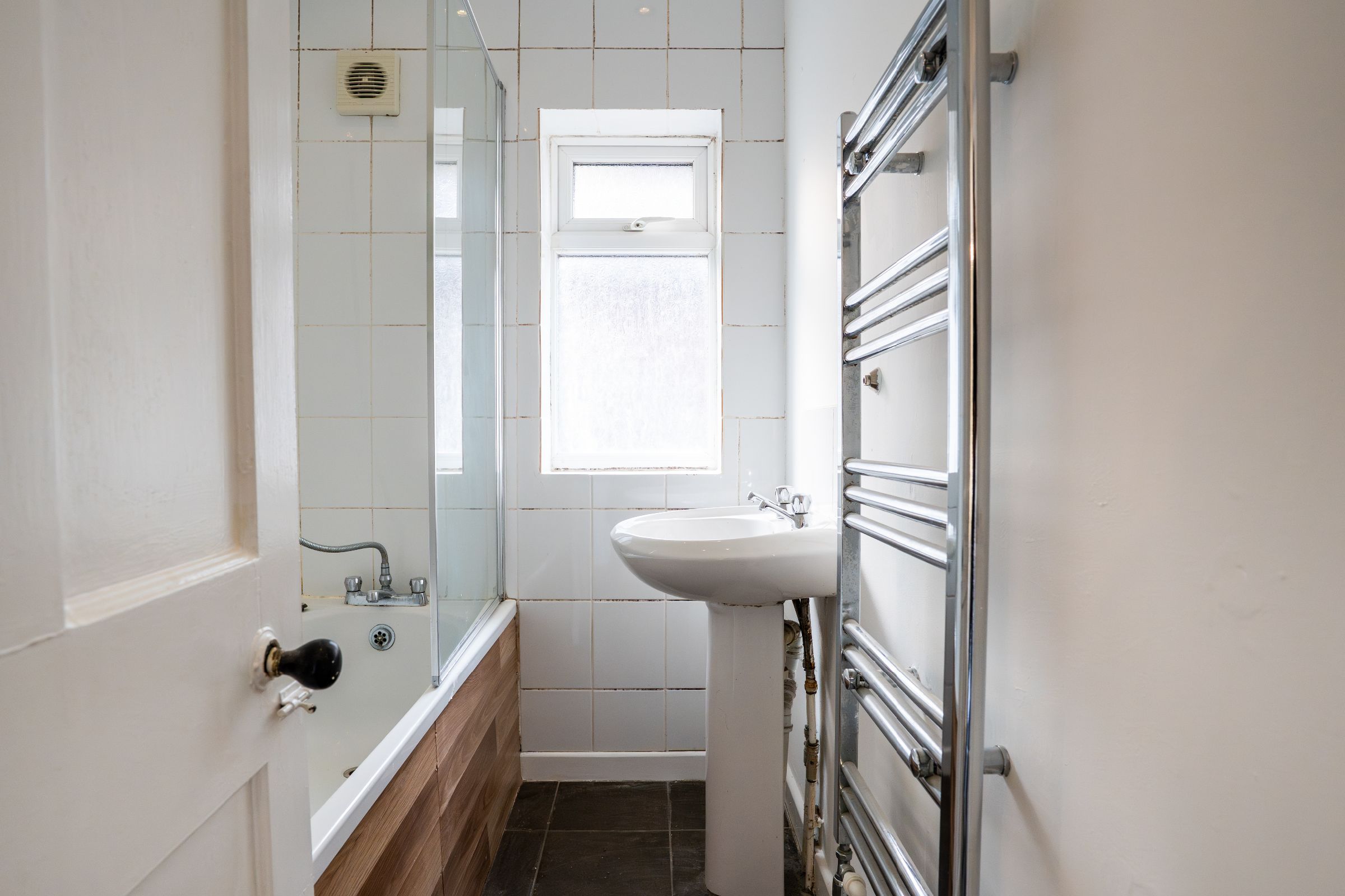 3 bed end of terrace house for sale in Raymond Road, Manchester  - Property Image 8