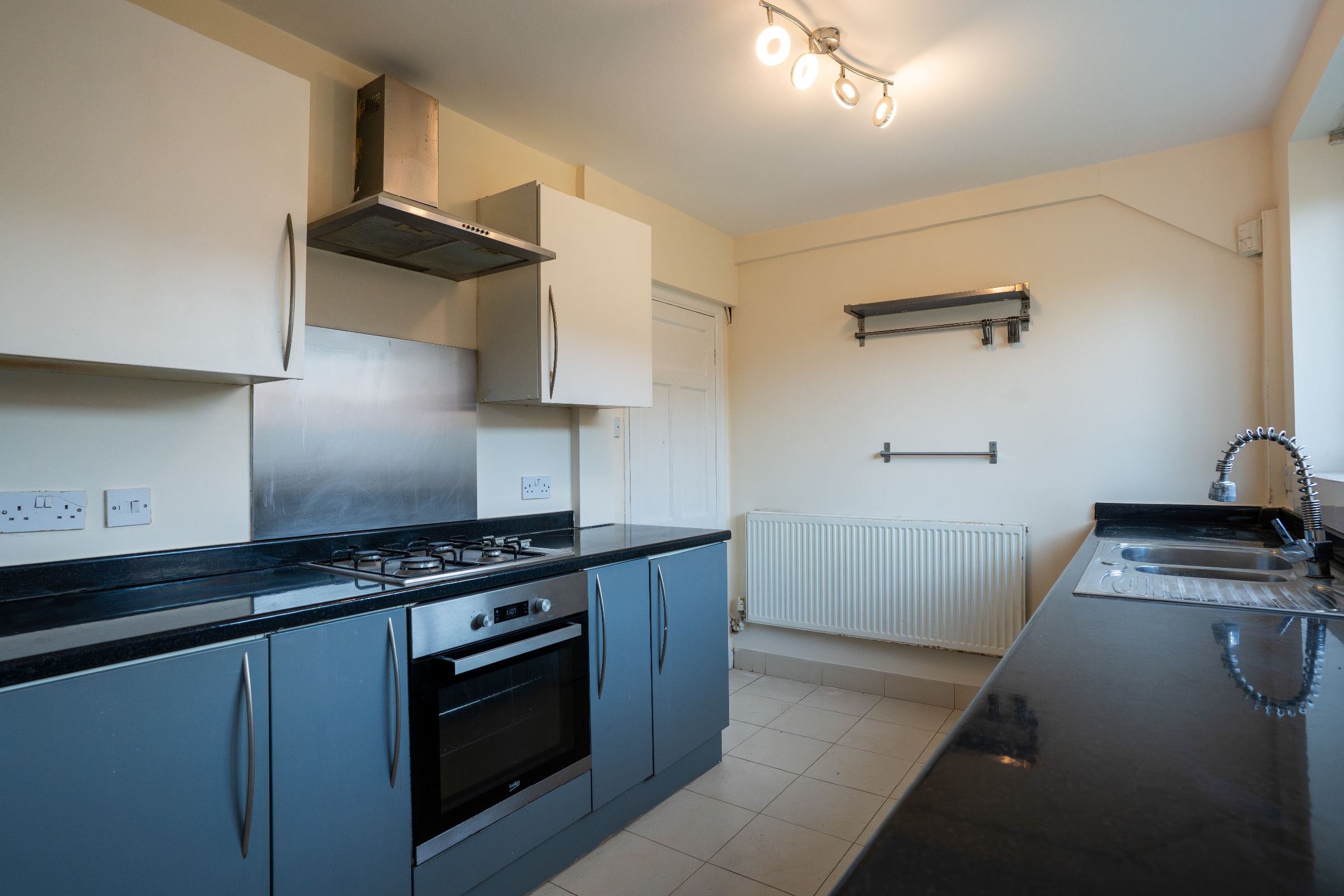 3 bed end of terrace house for sale in Raymond Road, Manchester  - Property Image 12
