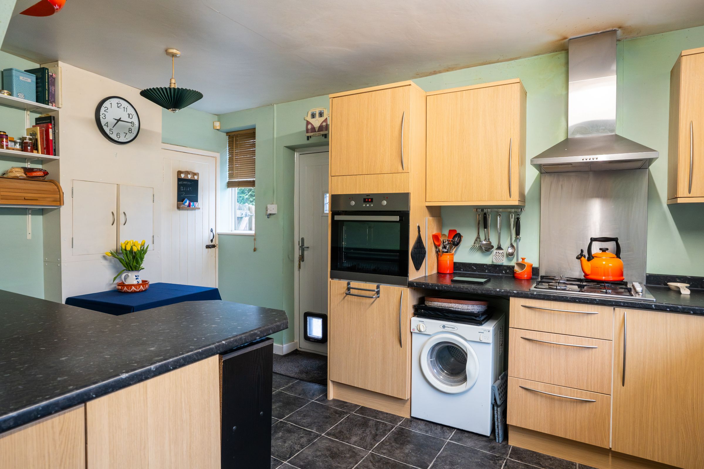 3 bed end of terrace house for sale in Cuerdon Walk, Manchester  - Property Image 4