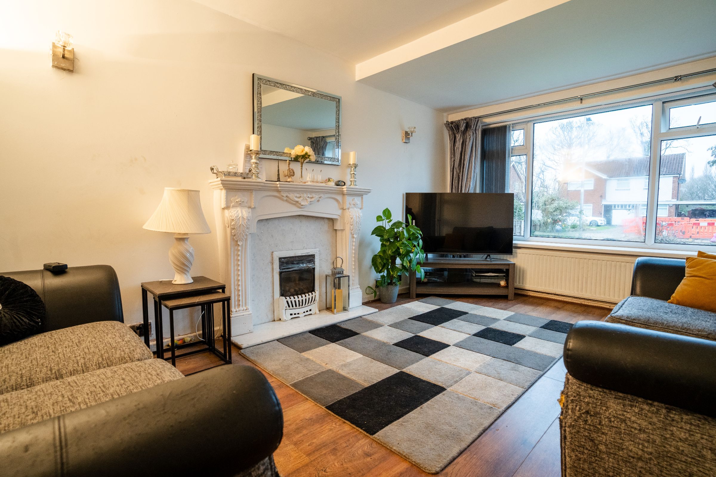 3 bed detached house for sale in Oakdale Drive, Heald Green, Cheadle  - Property Image 2