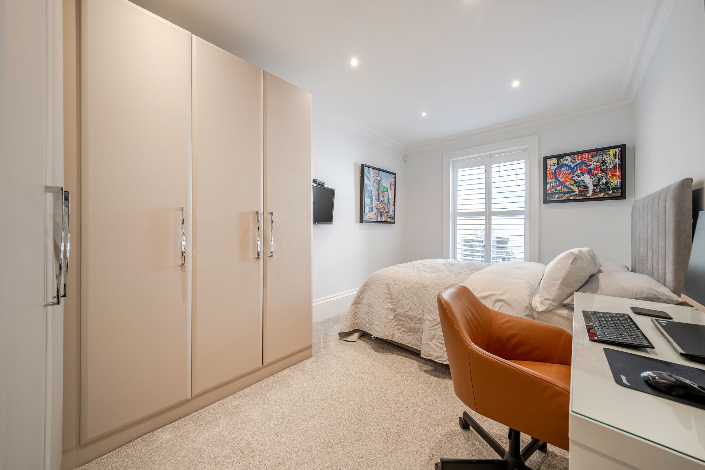 2 bed flat for sale in The Galleries, Bowdon, Altrincham  - Property Image 10