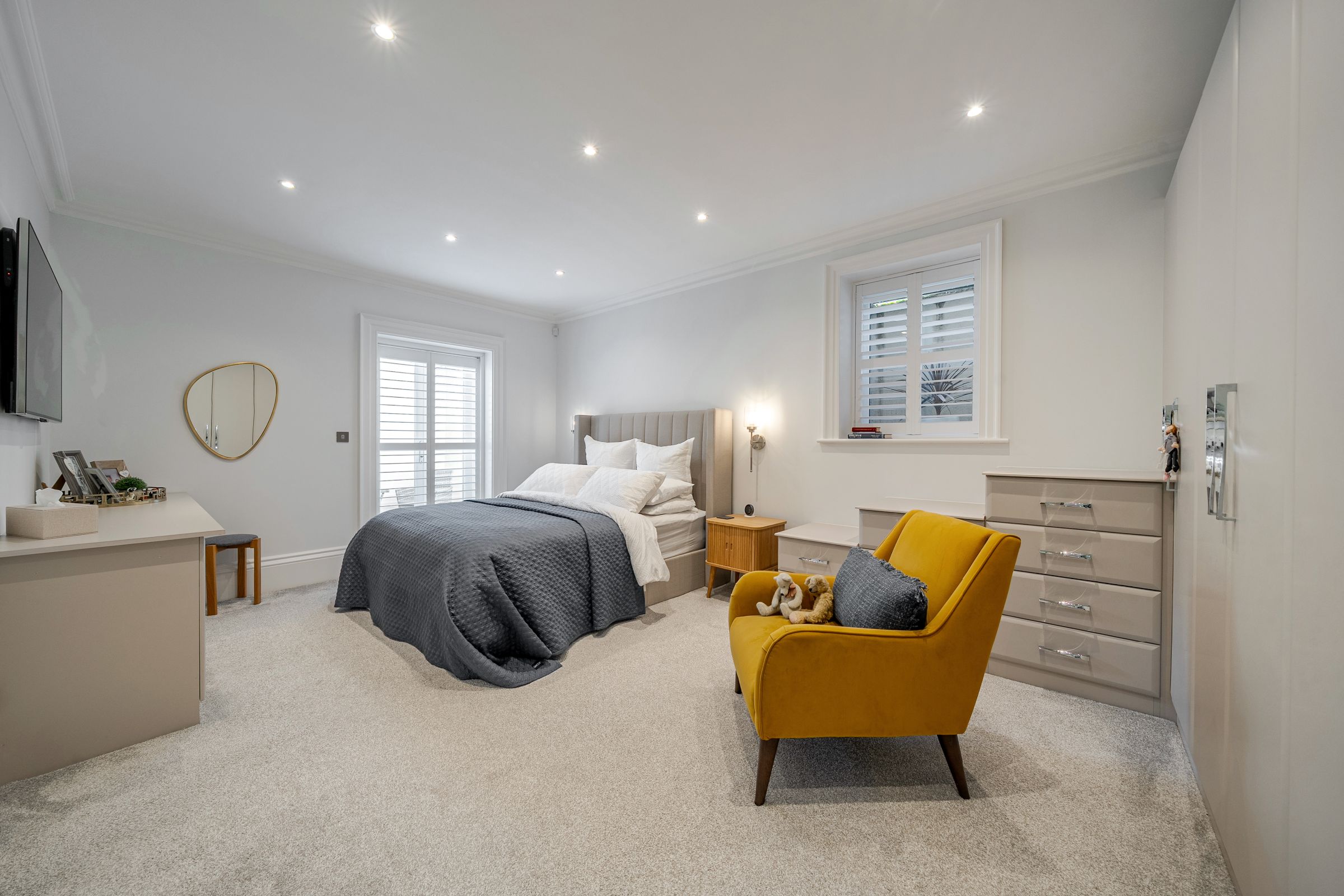 2 bed flat for sale in The Galleries, Bowdon, Altrincham  - Property Image 8