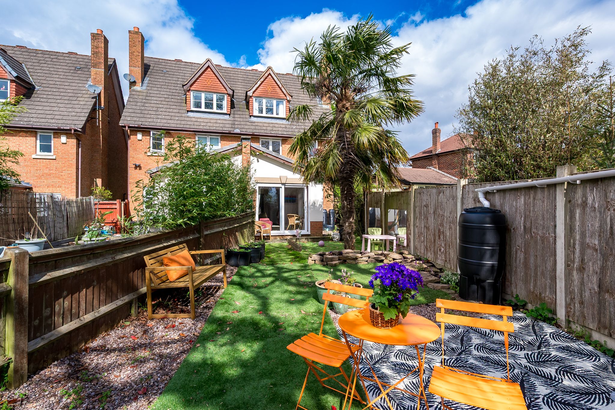 3 bed town house for sale in Merefield Court,  Bow Lane, Altrincham  - Property Image 2
