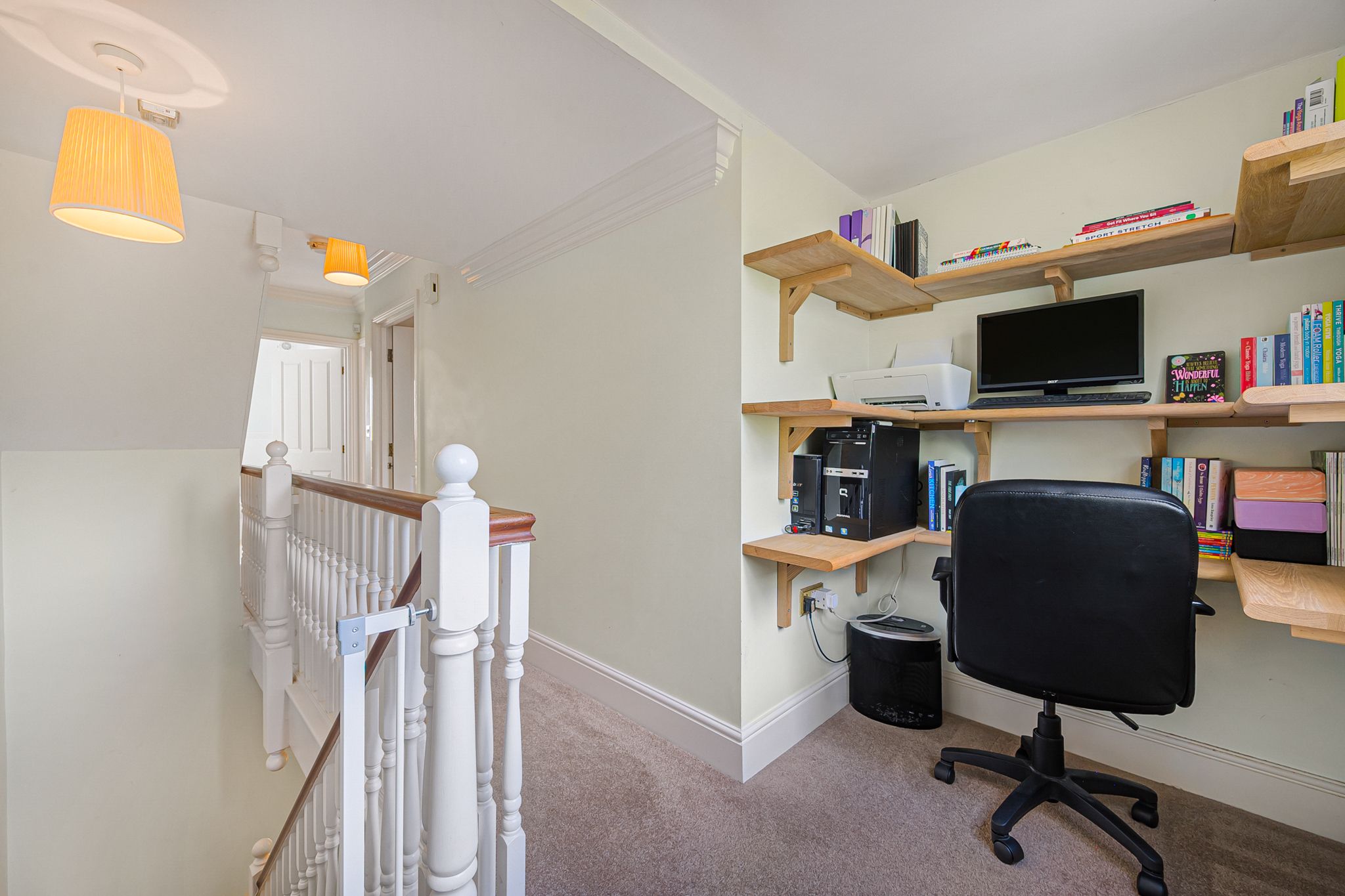 3 bed town house for sale in Merefield Court,  Bow Lane, Altrincham  - Property Image 9