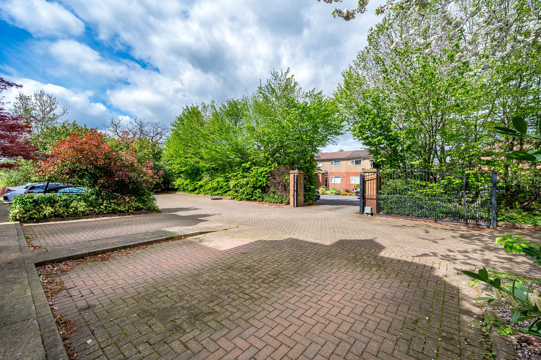 3 bed semi-detached house for sale in Beautiful views on Bow Lane in Bowdon  - Property Image 10