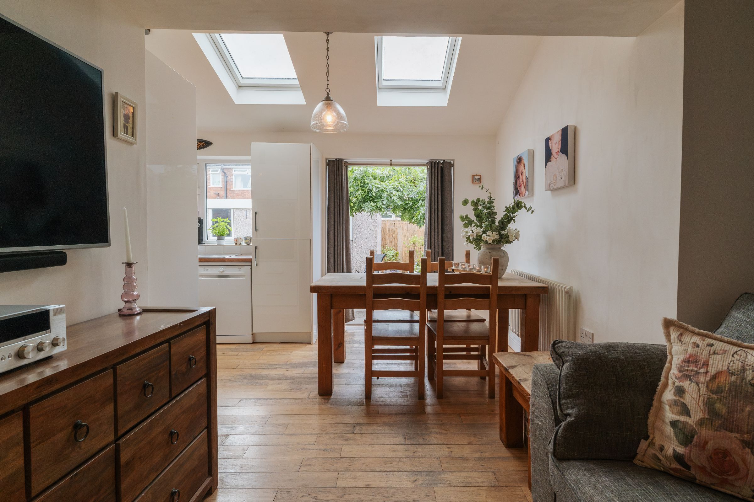 3 bed semi-detached house for sale in Fairbourne Drive, Timperley, Altrincham  - Property Image 9