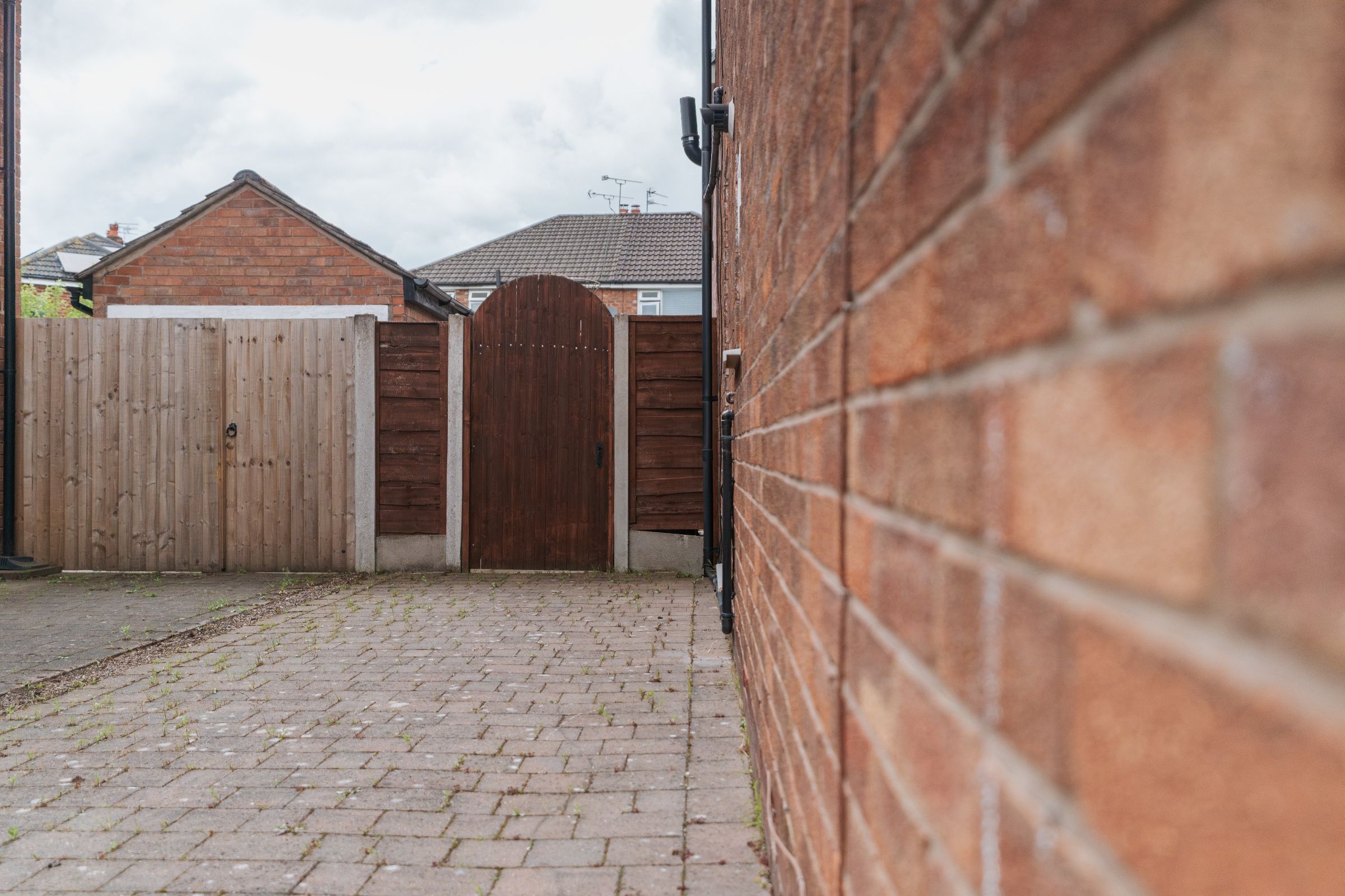 3 bed semi-detached house for sale in Fairbourne Drive, Timperley, Altrincham  - Property Image 15
