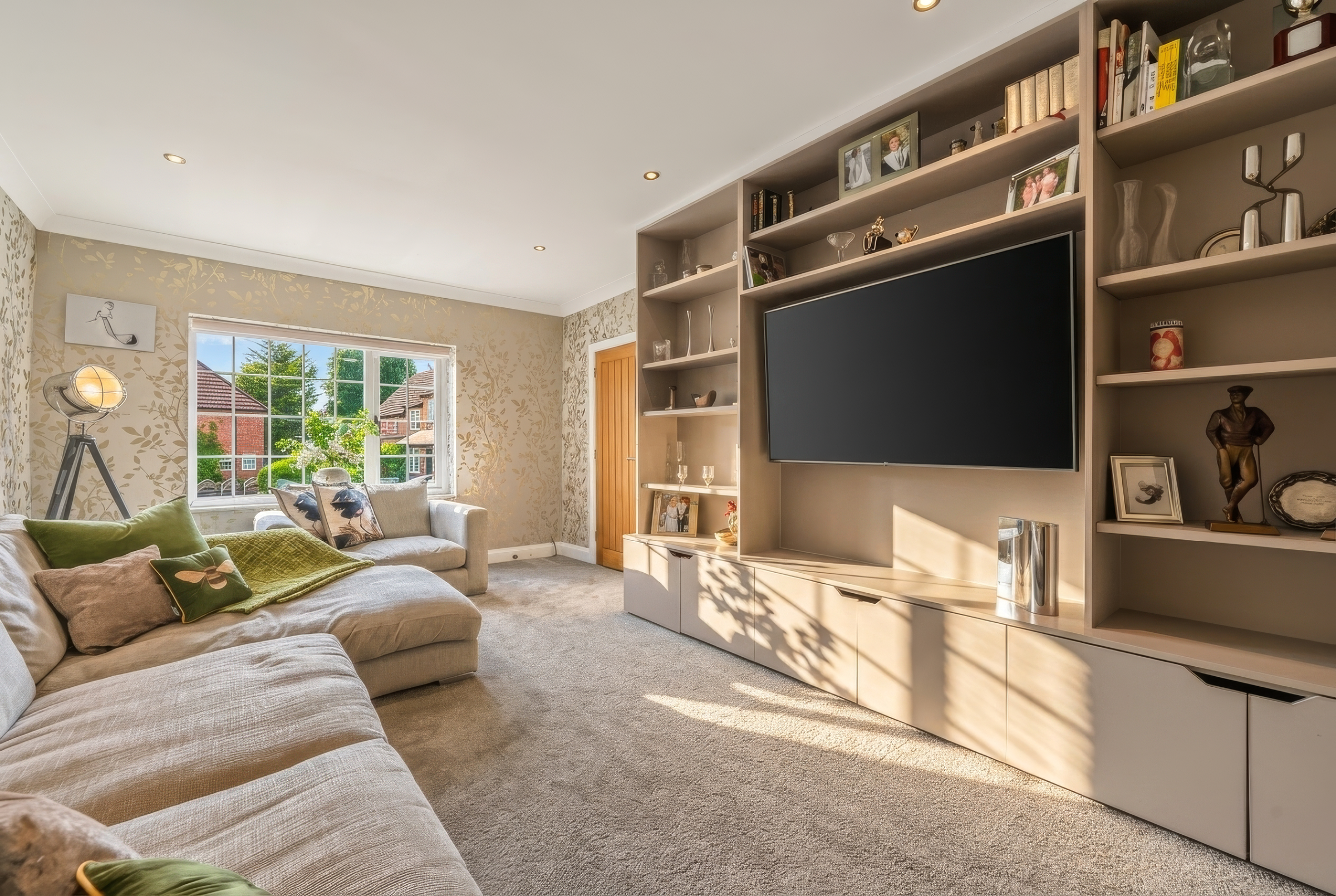 4 bed semi-detached house for sale in Barns Place, Hale Barns, Altrincham  - Property Image 7