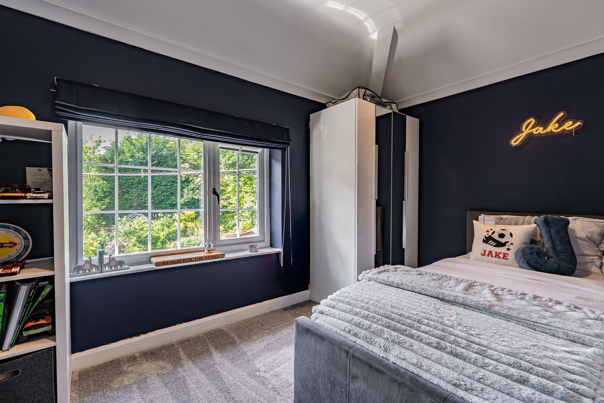 4 bed semi-detached house for sale in Barns Place, Hale Barns, Altrincham  - Property Image 10