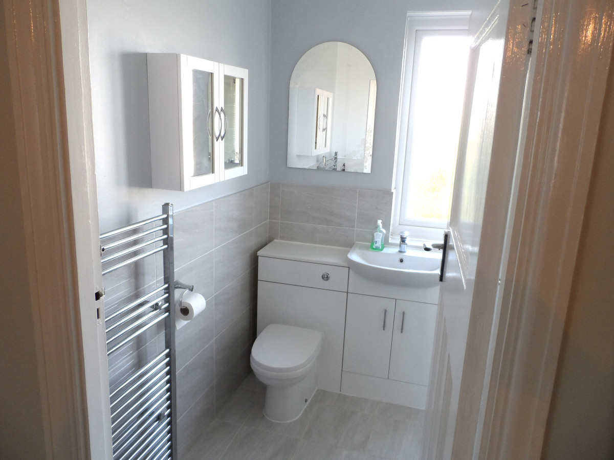 3 bed terraced house to rent in Hunters Way, Gillingham, ME7  - Property Image 12