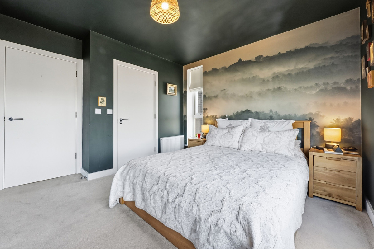2 bed apartment for sale in Corys Road, Rochester, ME1 - Property Image 1