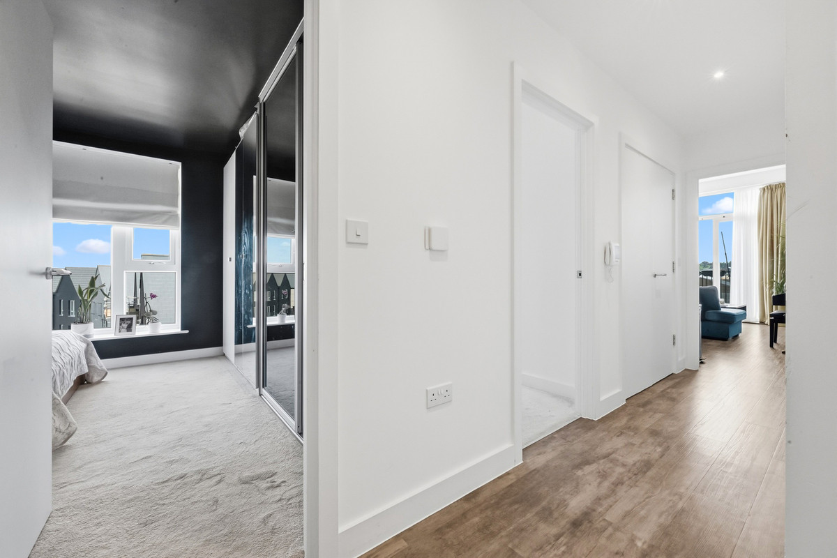 2 bed apartment for sale in Corys Road, Rochester, ME1 3