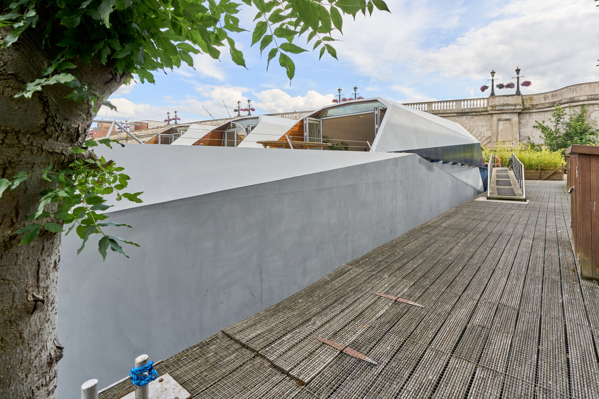 2 bed house boat for sale in 3 Panther Quay, Kingston upon Thames KT1 4BU  - Property Image 15