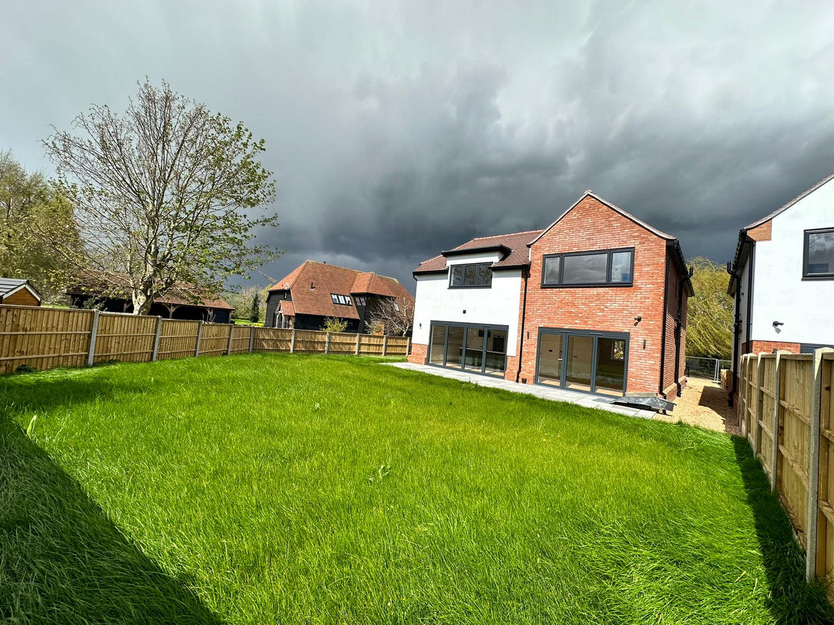 4 bed detached house for sale in The Old Fairground, Wingham, Canterbury, CT3  - Property Image 15