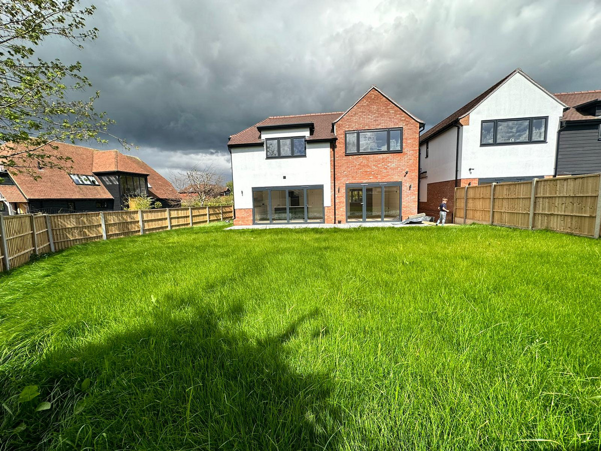 4 bed detached house for sale in The Old Fairground, Wingham, Canterbury, CT3  - Property Image 16
