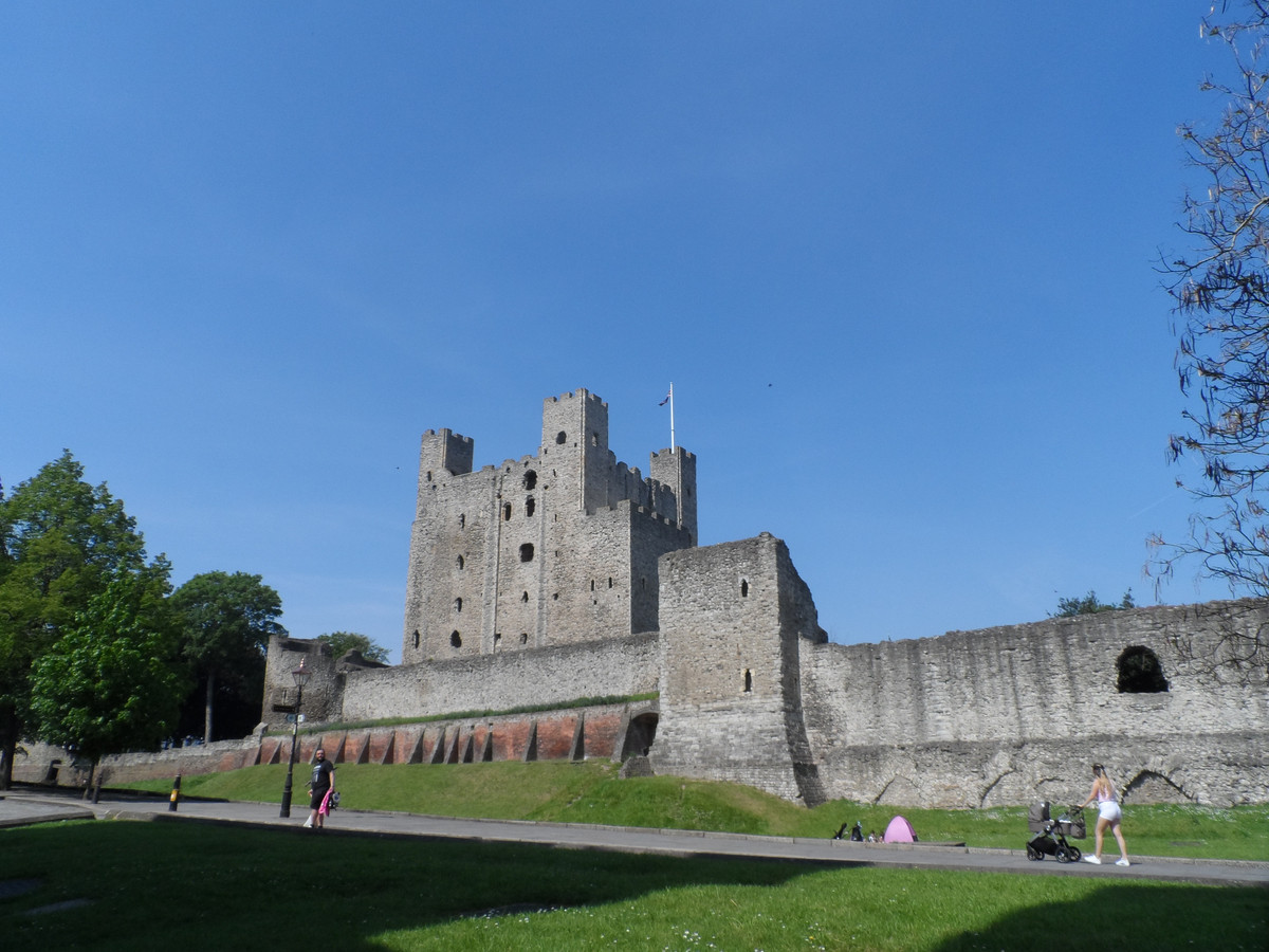 1 bed apartment for sale in Darwin Court Gravel Walk, Rochester, ME1 11