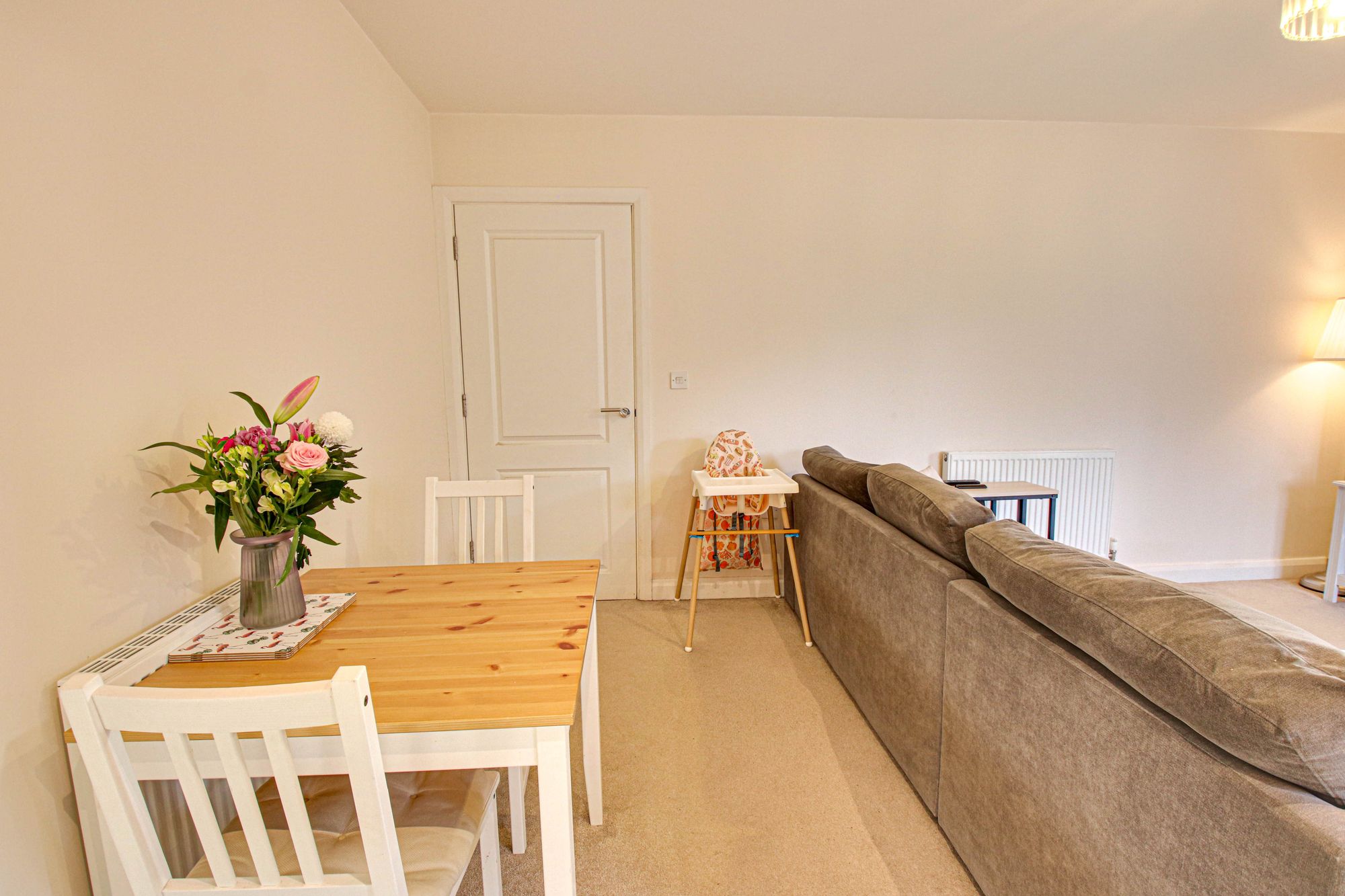 2 bed ground floor flat for sale in Glazebrook Meadows, Glazebrook, WA3  - Property Image 7