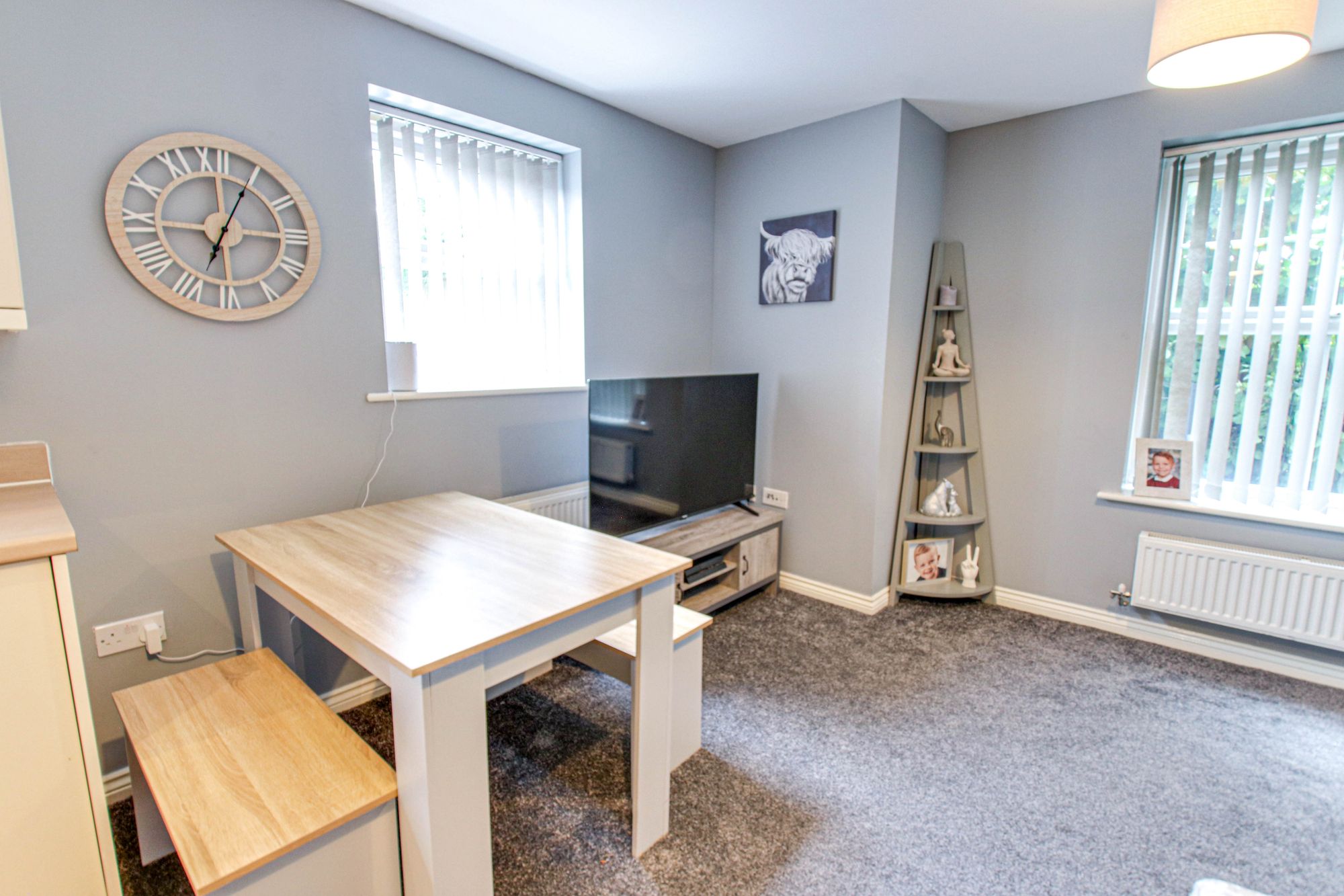 2 bed ground floor flat for sale in Flat 5, 249 Roseway Avenue, M44 3